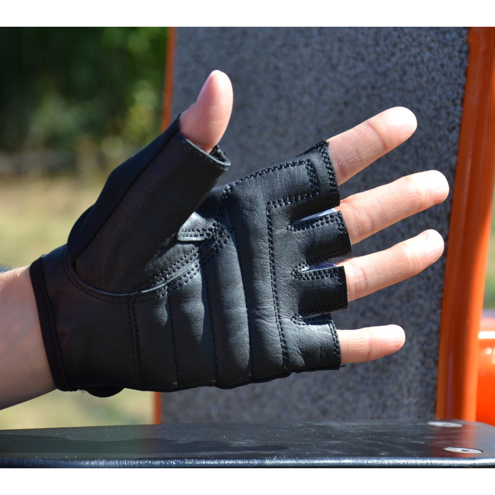 Рукавички для фітнесу MadMax MFG-251 Rainbow Grey XL - 6 - Robinzon.ua