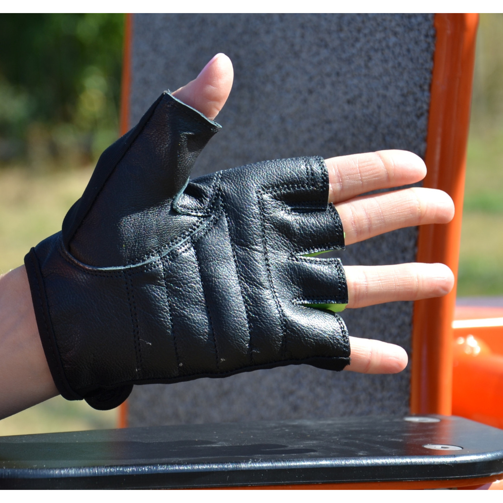 Перчатки для фитнеса MadMax MFG-251 Rainbow Green L - 2 - Robinzon.ua