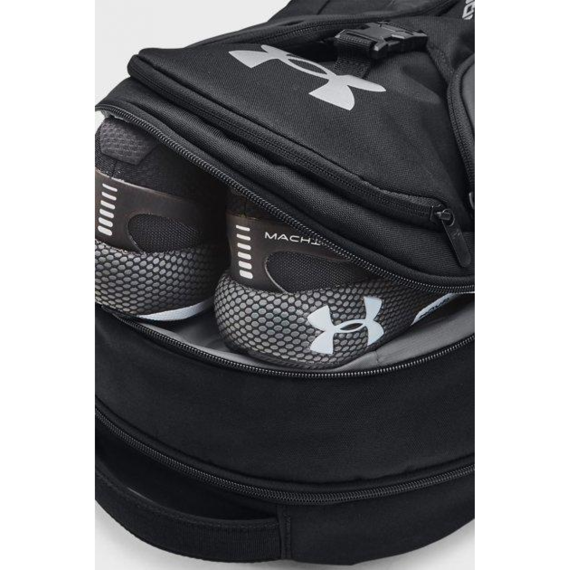 Рюкзак UA Hustle Pro Backpack Чорний Уні 22х51х32 см (1367060-001) - 4 - Robinzon.ua