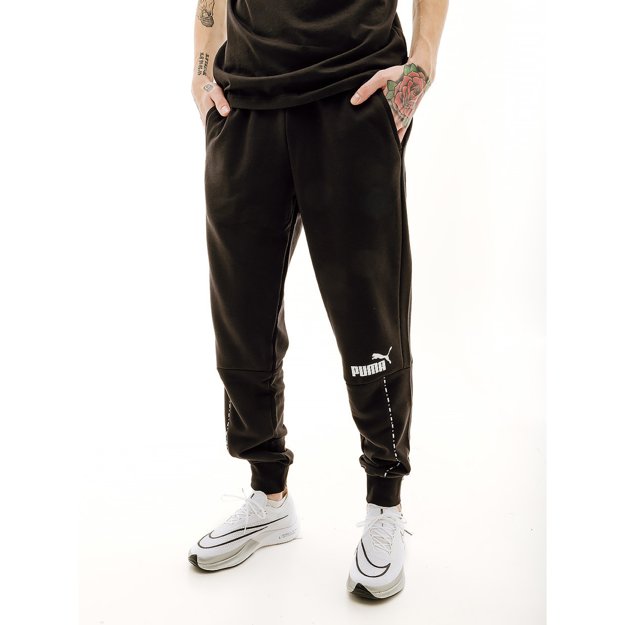 Чоловічі Штани Puma ESS BLOCK x TAPE Sweatpants Чорний L (7d67517201 L) - Robinzon.ua