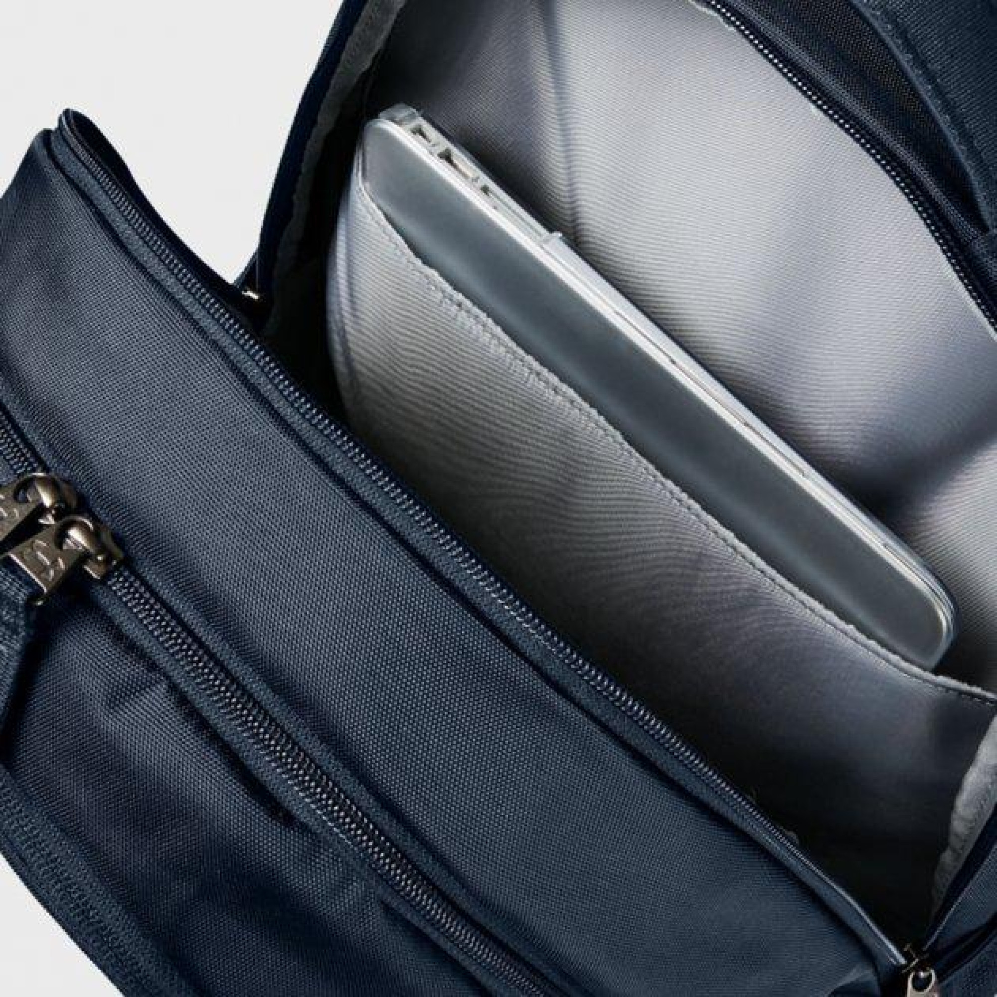 Рюкзак UA Hustle 5.0 Backpack  29L Синій 16x51x32 см (1361176-408) - 5 - Robinzon.ua