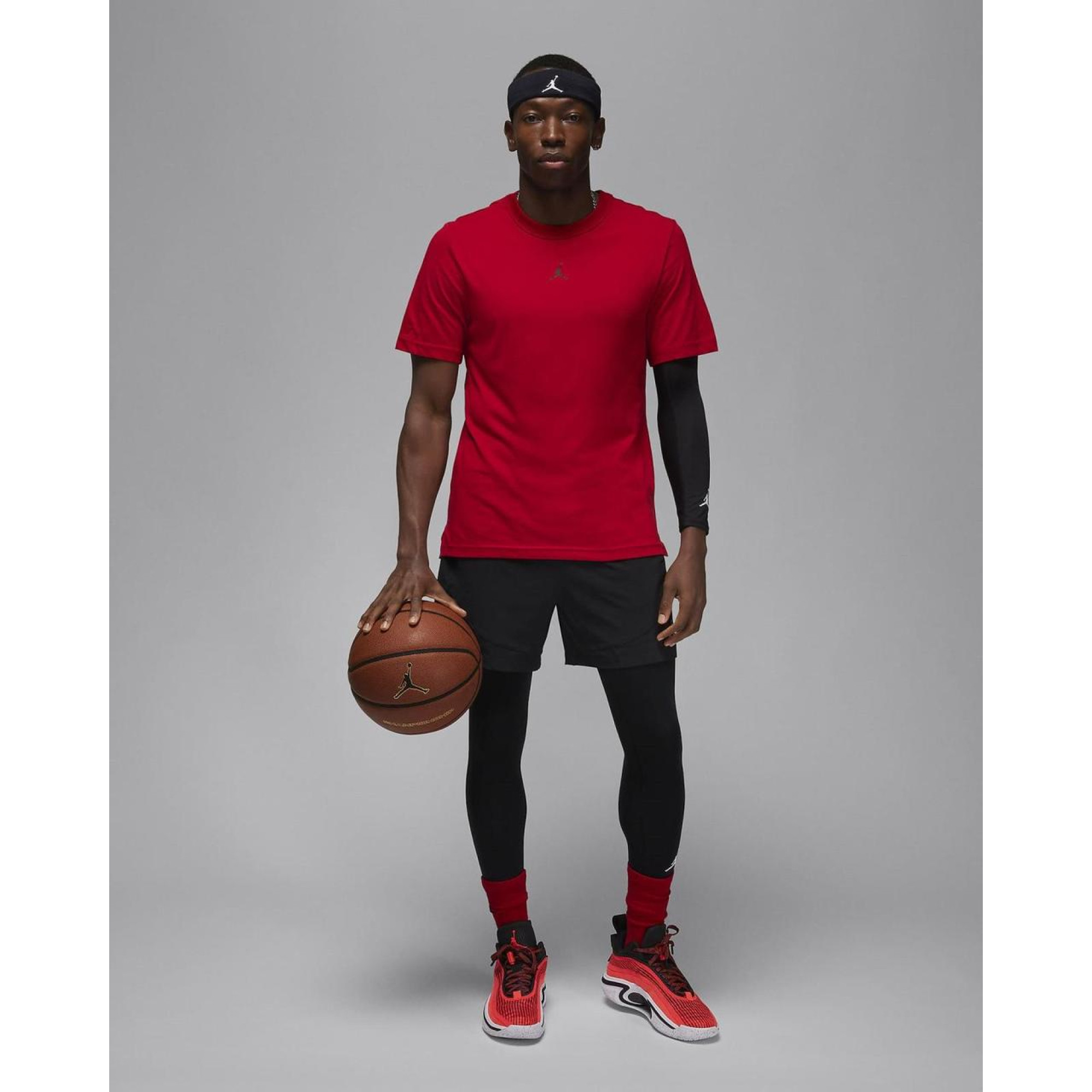 Чоловічі Шорти JORDAN MDF SPRT WOVEN SHORT Чорний XL (7dFN5842-010 XL) - 2 - Robinzon.ua