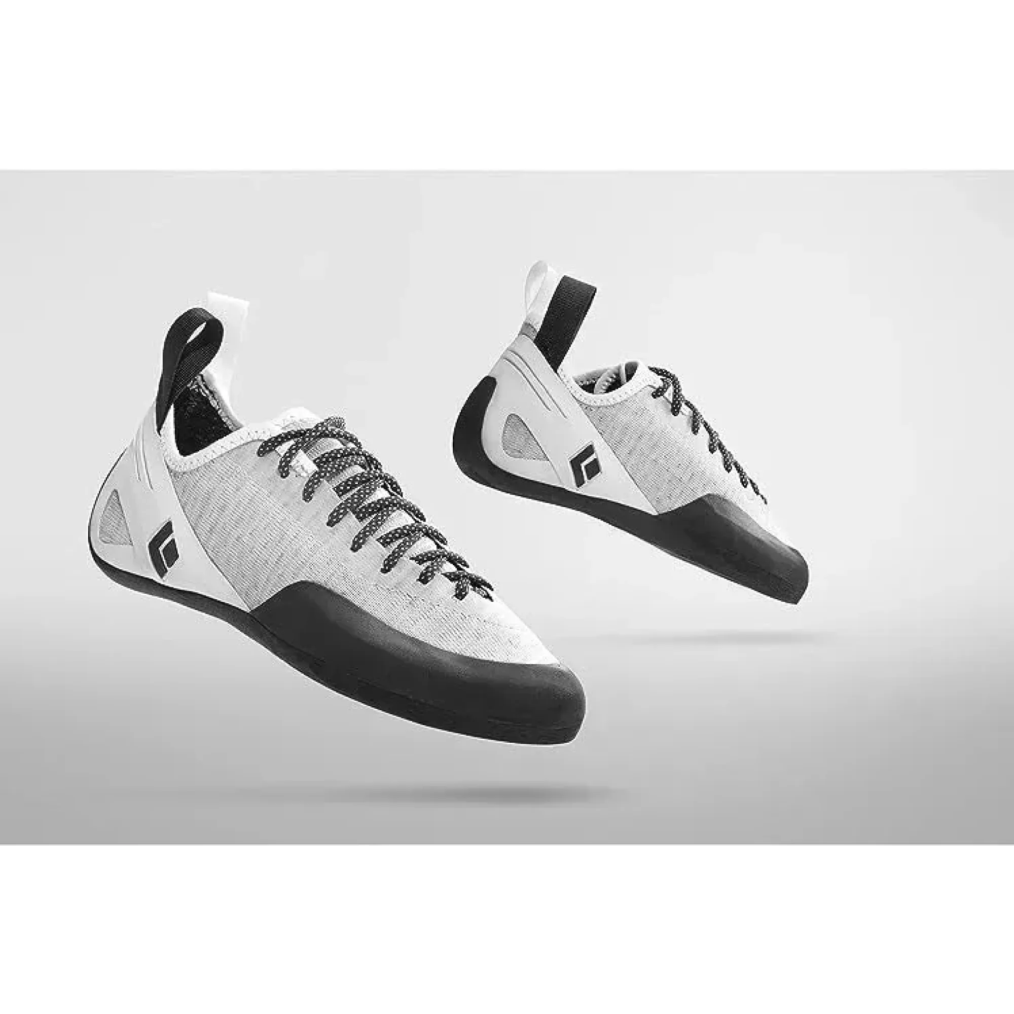 Скельні туфлі жіночі Black Diamond W Momentum Lace, White/Alloy, 8.5 (BD 57010893130851) - 4 - Robinzon.ua