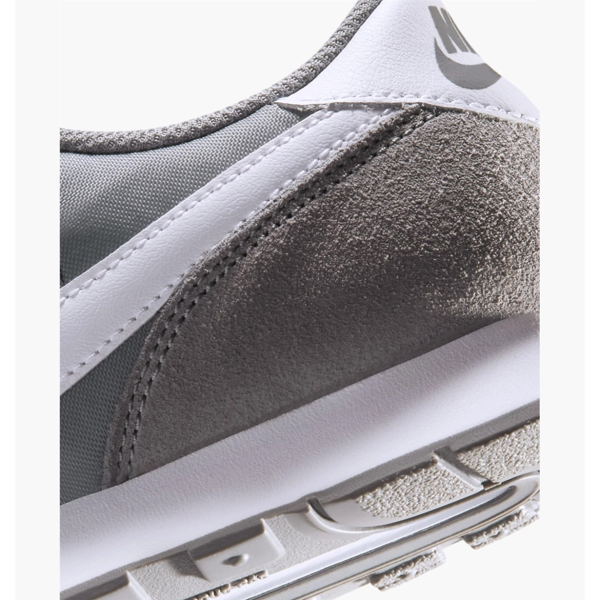 Детские Кроссовки NIKE MD VALIANT Серый 38 (7dCN8558-001 38) - 4 - Robinzon.ua