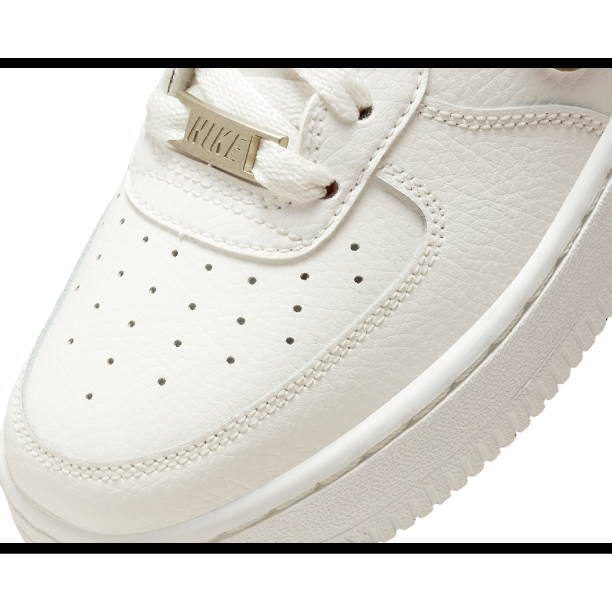 Дитячі Кросівки NIKE AIR FORCE 1 LV8  Бежевий 38.5 (7dDH9595-001 38.5) - 4 - Robinzon.ua