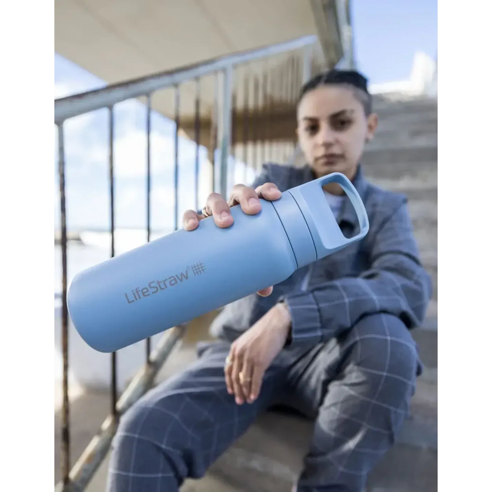 Пляшка-фільтр для води LifeStraw Go SS Filter Bottle, 1 л, Polar White (LSW LGV41SWHWW) - 6 - Robinzon.ua