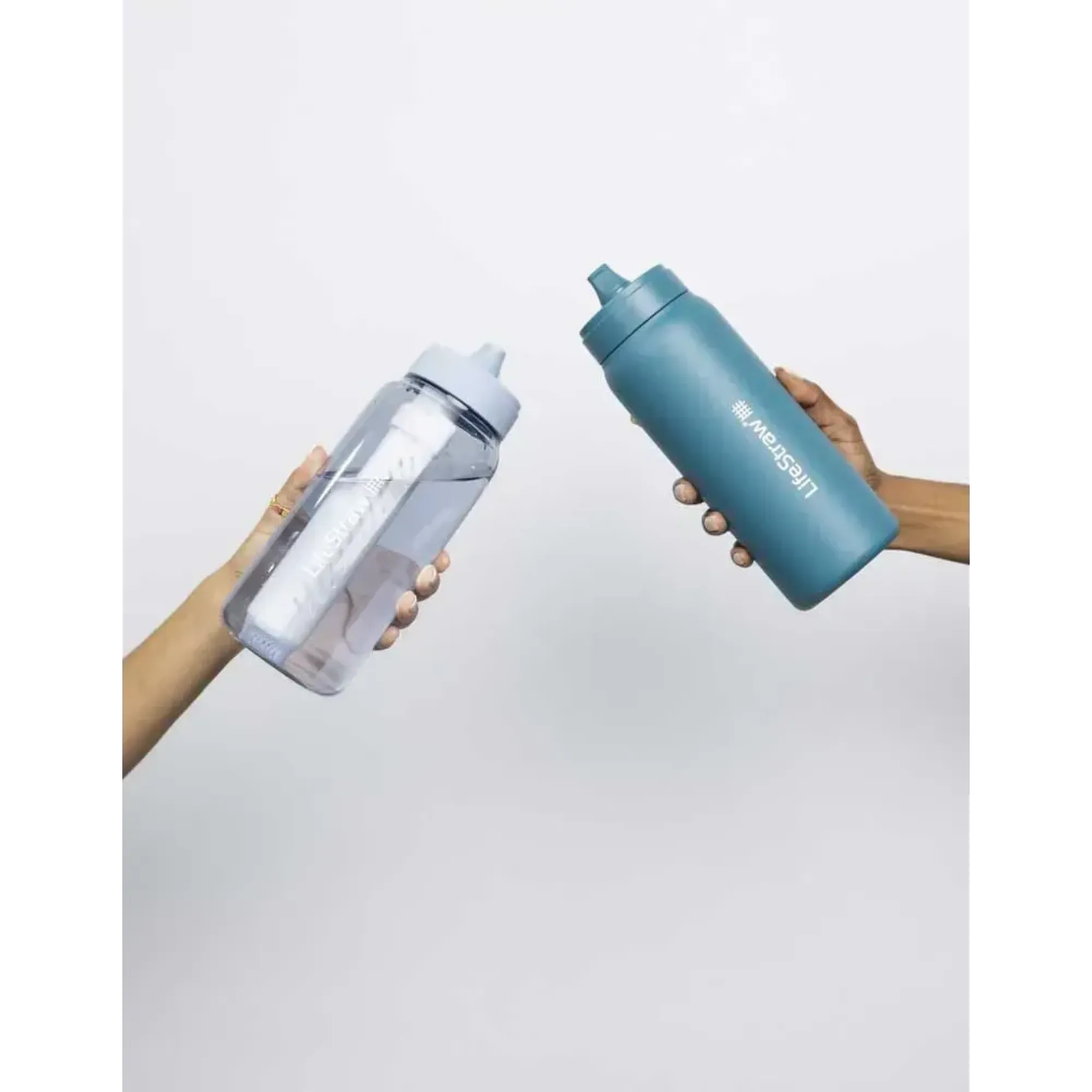 Бутылка-фильтр для воды LifeStraw Go Filter Bottle, 650 мл, Icelandic Blue (LSW LGV422BLWW) - 6 - Robinzon.ua