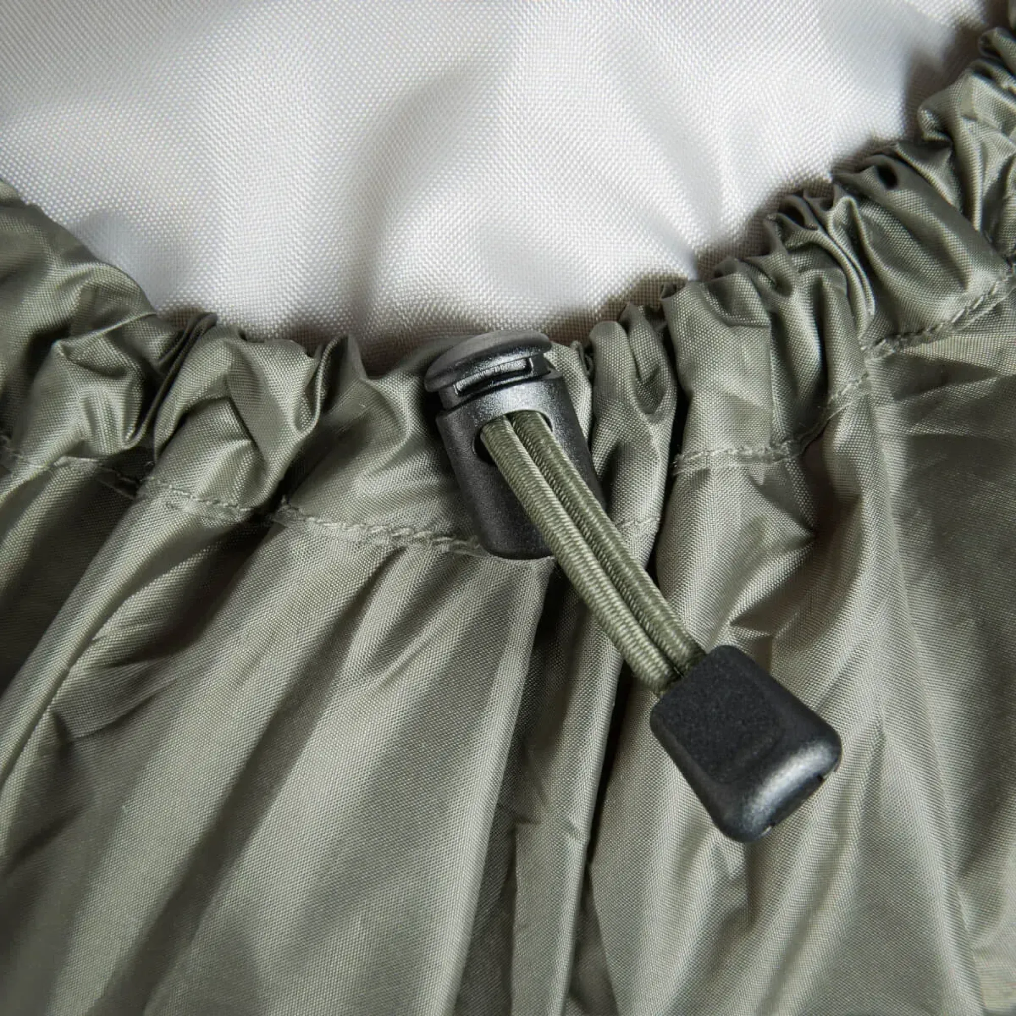 Чехол от дождя для рюкзака Tatonka Rain Cover 55-70, Stone Grey Olive (TAT 3118.332) - 2 - Robinzon.ua