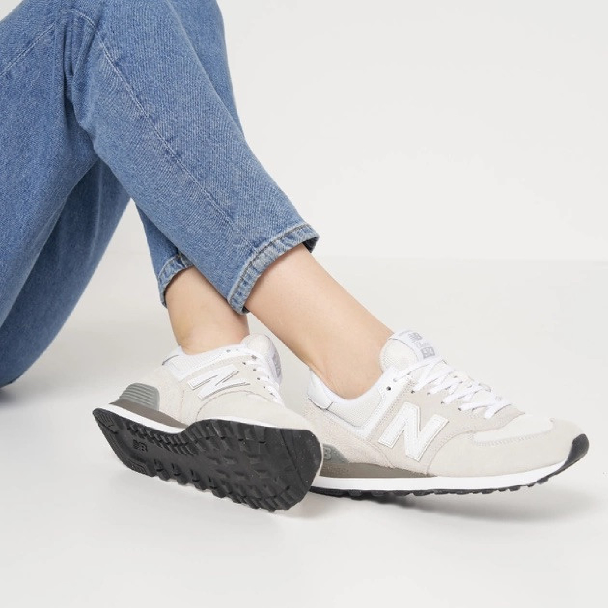 Жіночі Кросівки New Balance 574 Сірий 25.5 см 40 (WL574EVW-0002) - 5 - Robinzon.ua