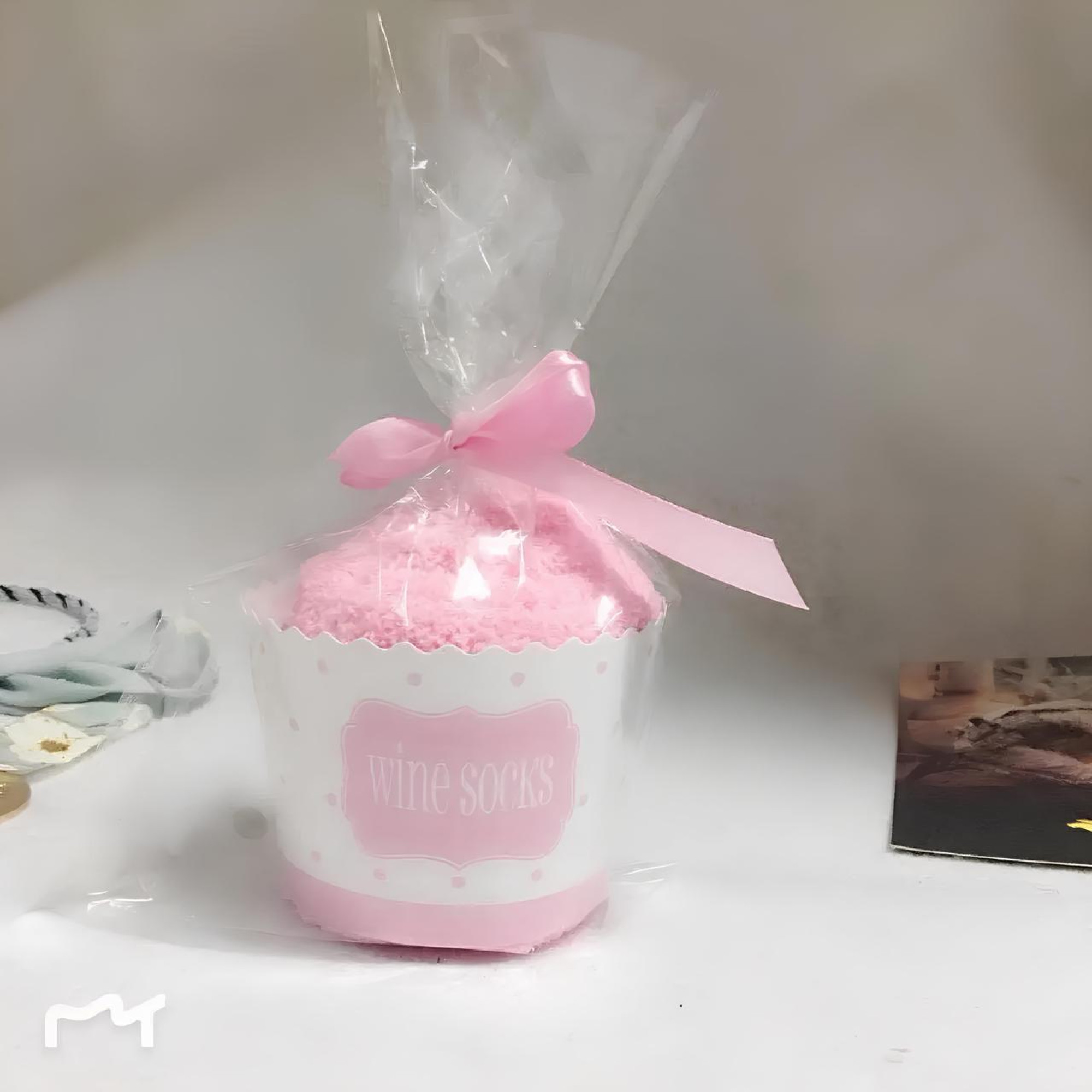 Подарункові шкарпетки RESTEQ "Капкейк" (кекси) з написом "Принеси вина" рожеві - 6 - Robinzon.ua