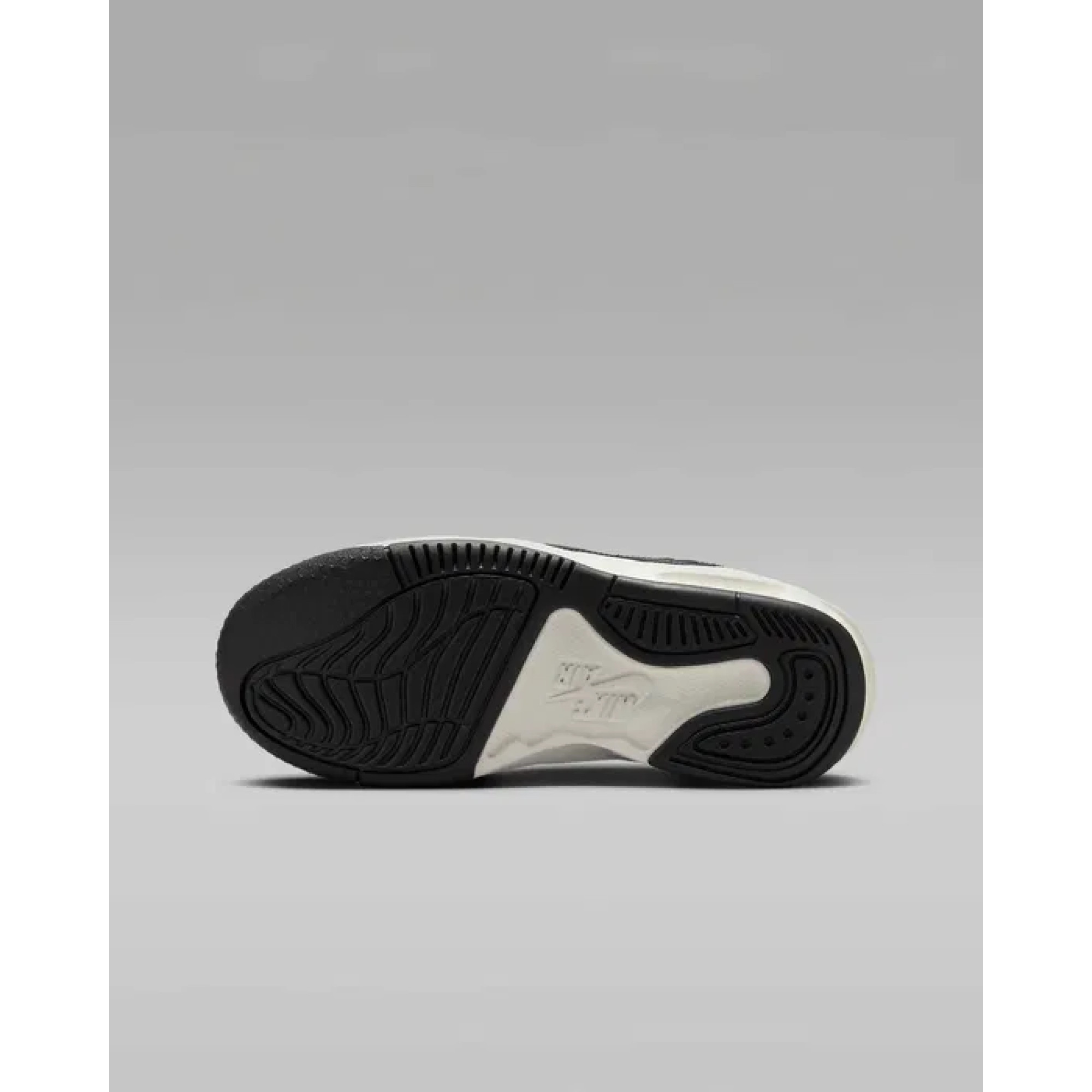 Детские Кроссовки Jordan Max Aura 5 Black Phantom Черный 37.5 (7dDZ4352-010 37.5) - 4 - Robinzon.ua