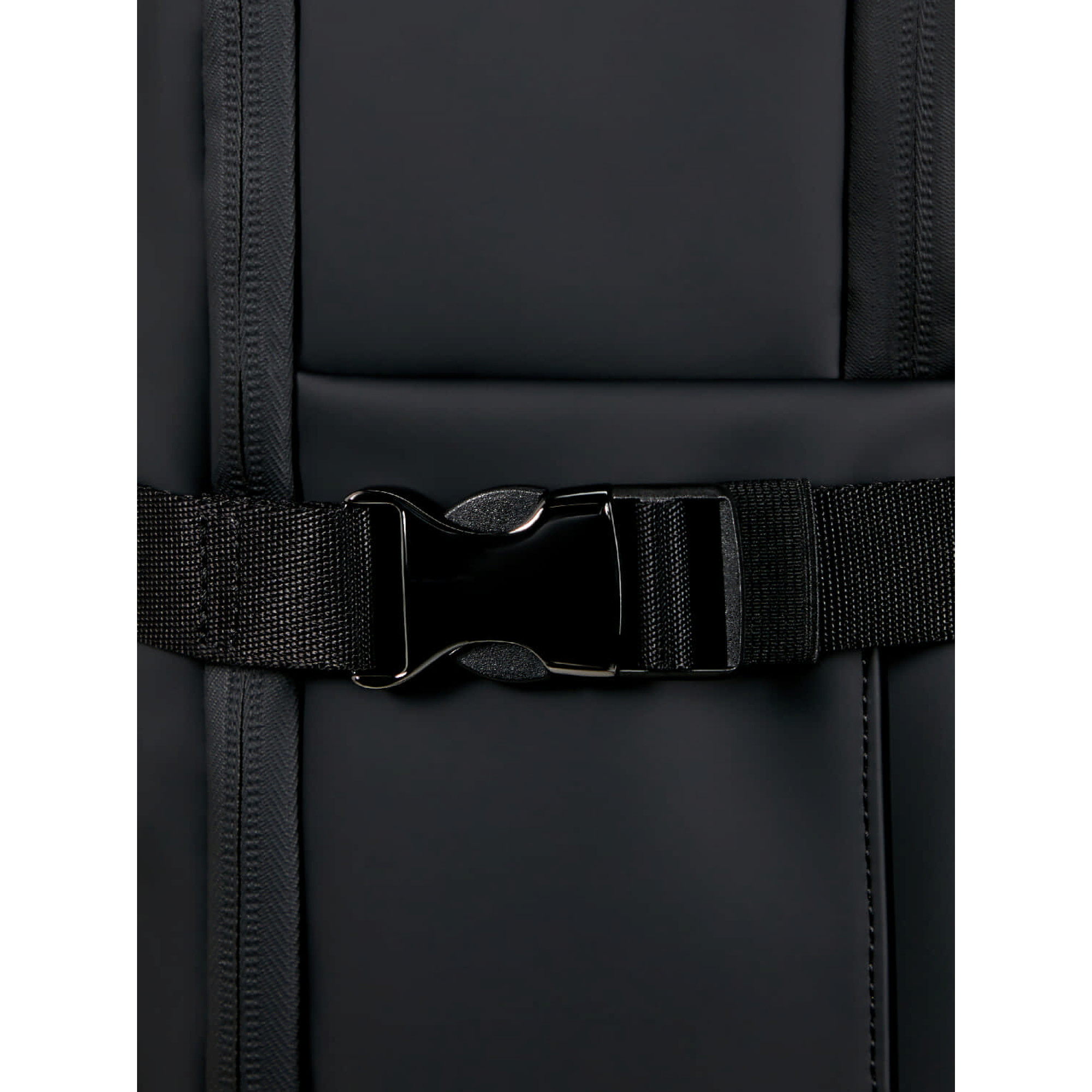 Рюкзак 16" LOST IN BERLIN BLACK - 3 - Robinzon.ua