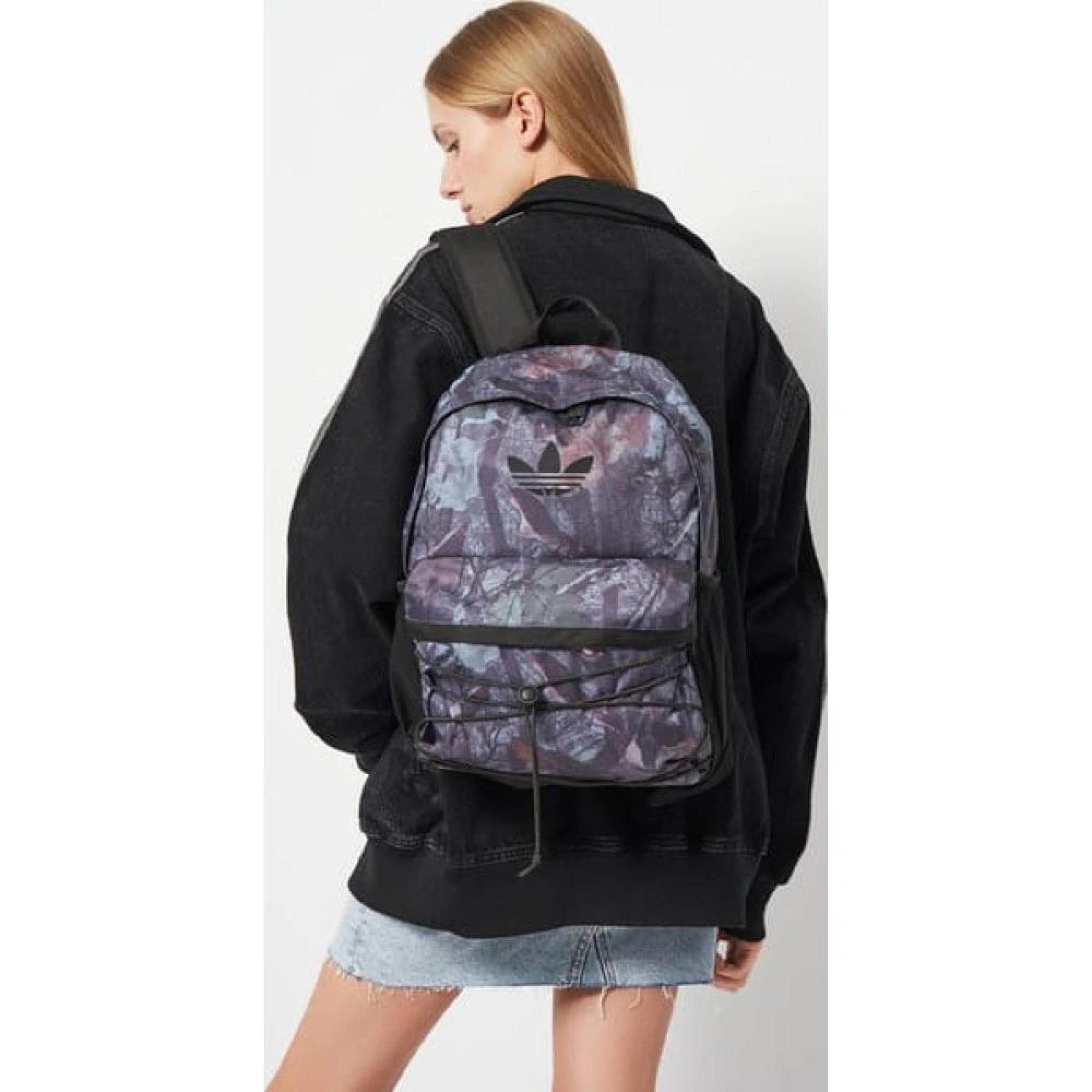 Рюкзак Adidas CAMO CL BP 18,7L різнокольоровий Унісекс 12.5 x 28.5 x 41.8 см JX3221 - 2 - Robinzon.ua