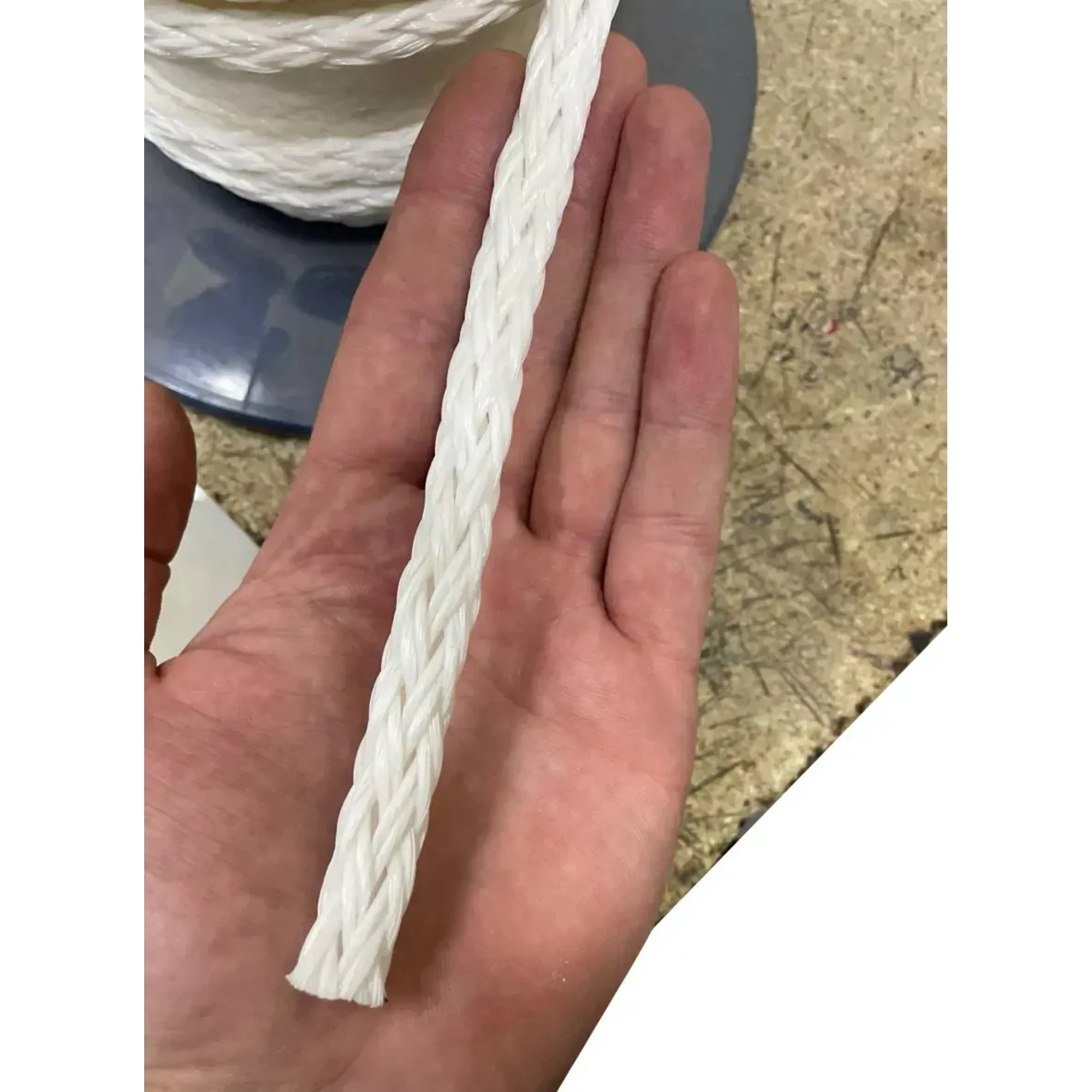 Яхтенная полипропиленовая веревка на метраж Lanex Pet 12.0mm, black (LNX LANO-P00123) - Robinzon.ua