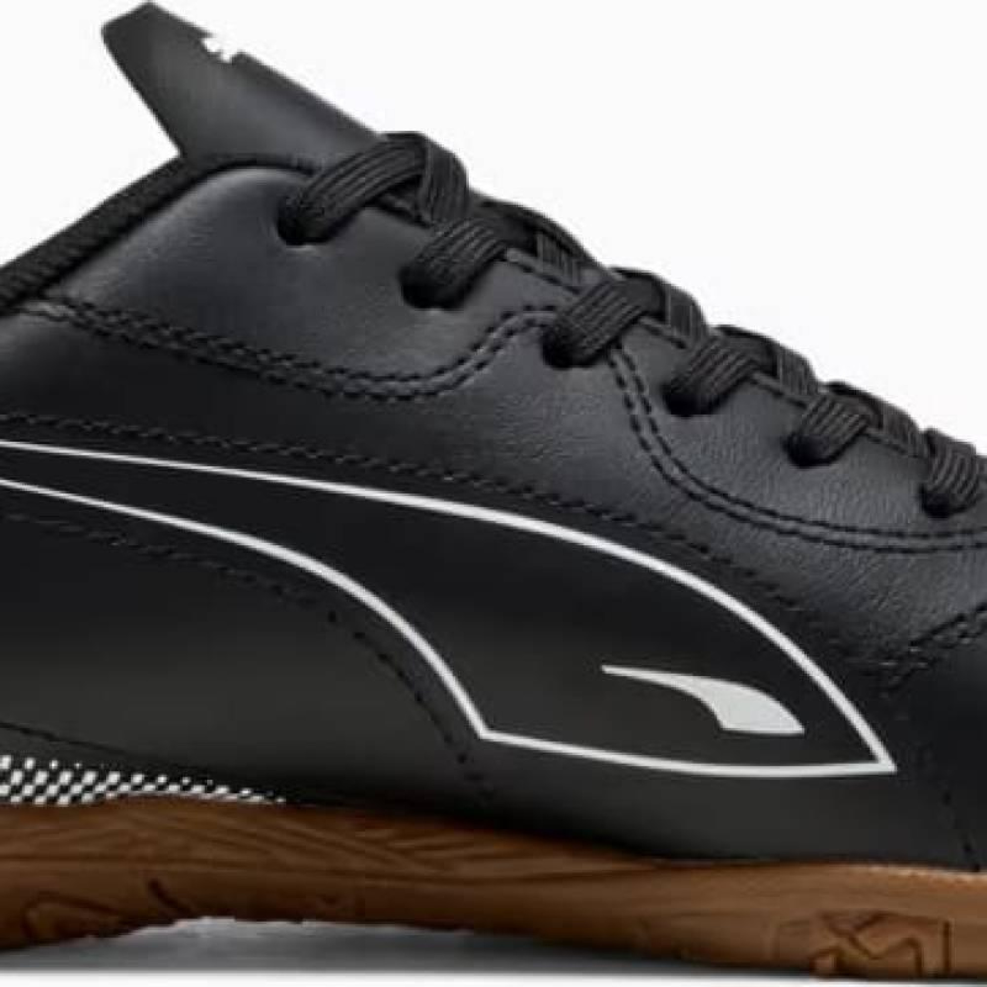 Футзалки Puma VITORIA II IT Jr чорний Дитячі 37 (4UK) 23 см 108505-01 37 - 1 - Robinzon.ua