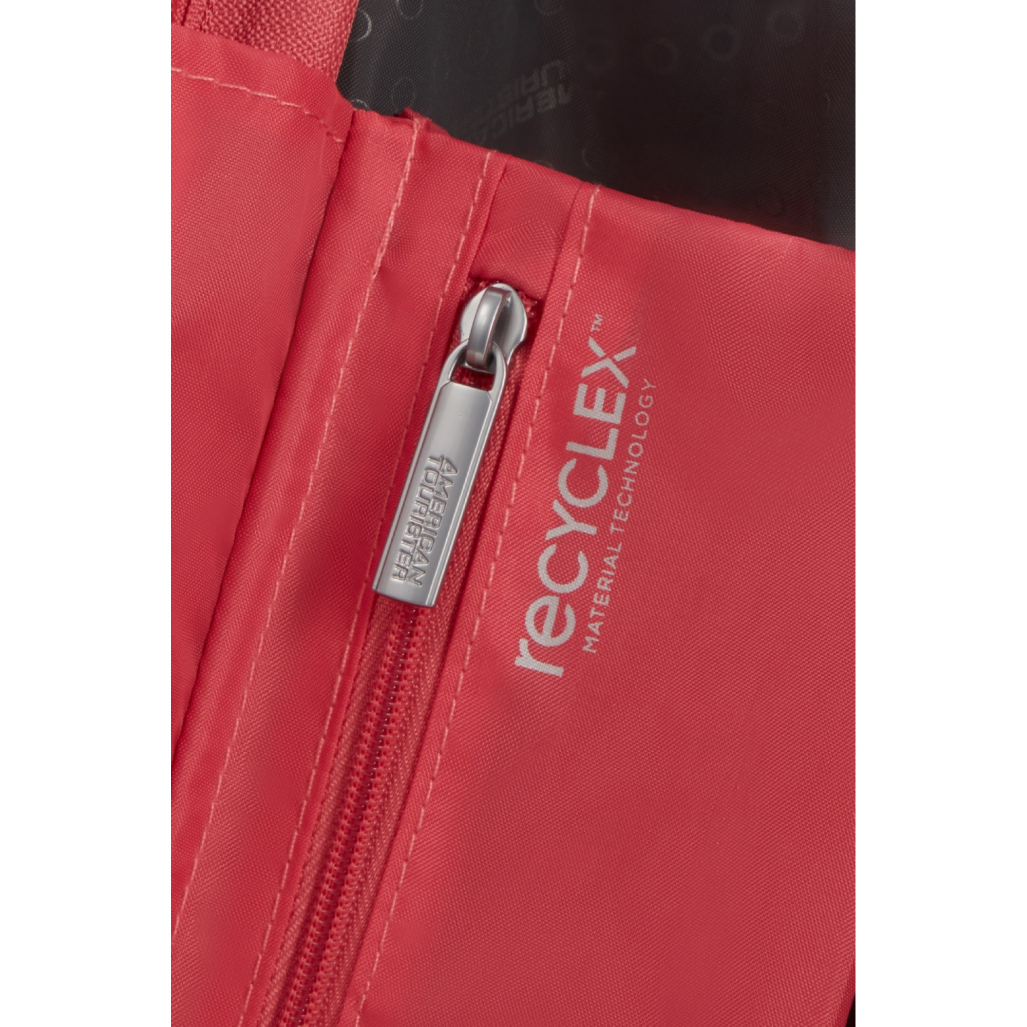 Валіза 55 см STARVIBE SUN KISSED CORAL - 3 - Robinzon.ua