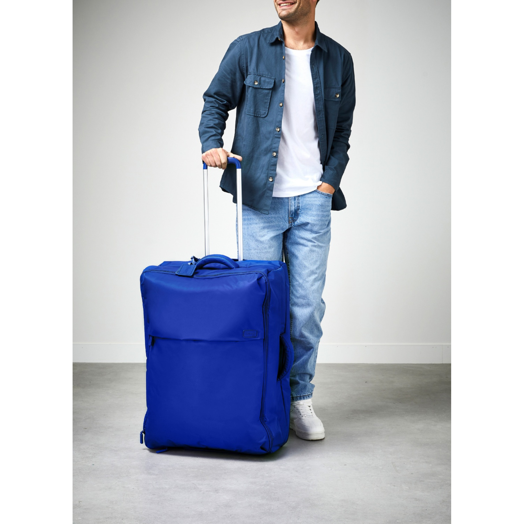 Дорожная сумка на колесах 75 см FOLDABLE PLUME MAGNETIC BLUE - 5 Дорожная сумка на колесах 75 см FOLDABLE PLUME MAGNETIC BLUE - 5 - Robinzon.ua