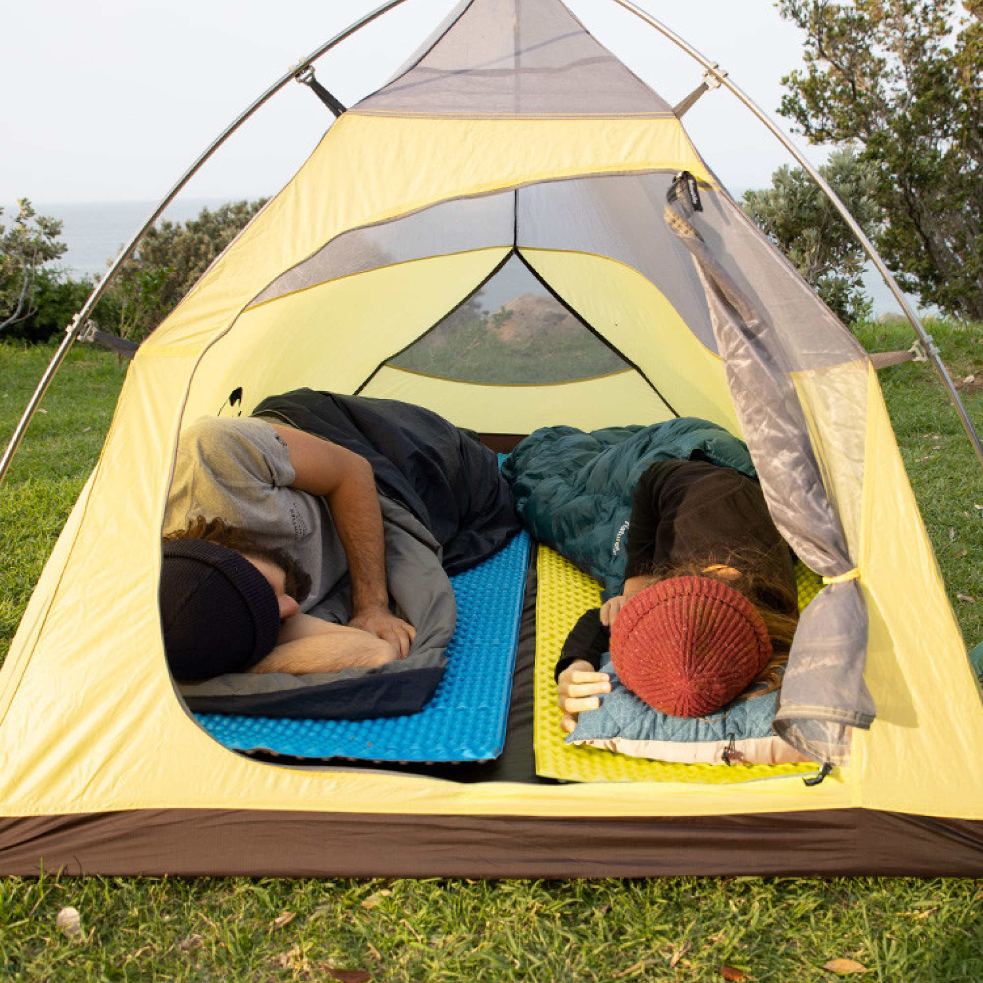 Килимок складний Naturehike Updated жовтий NH20FCD07 - 5 - Robinzon.ua