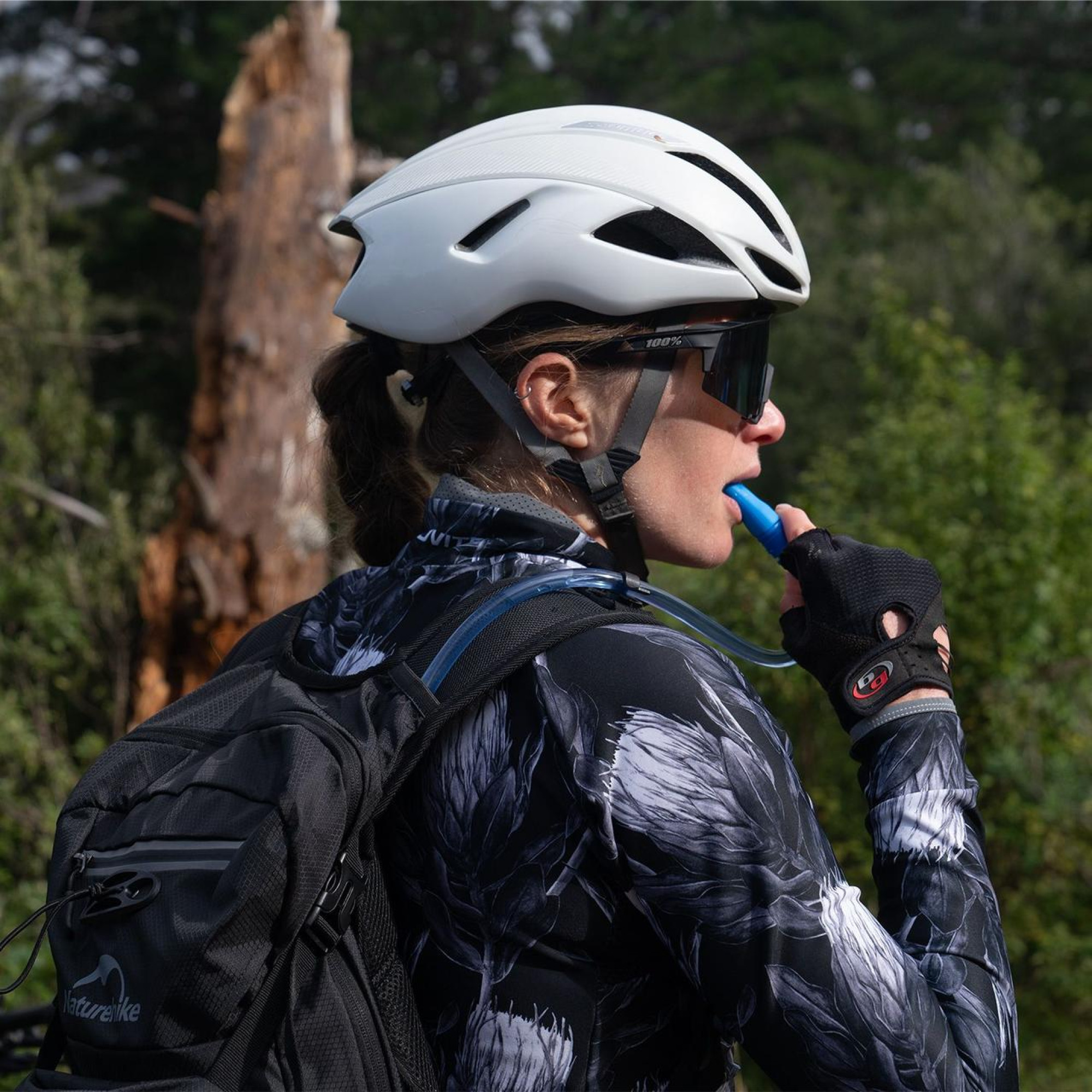 Рюкзак для велоспорту Naturehike CNK2300BB011, чорний - 3 - Robinzon.ua