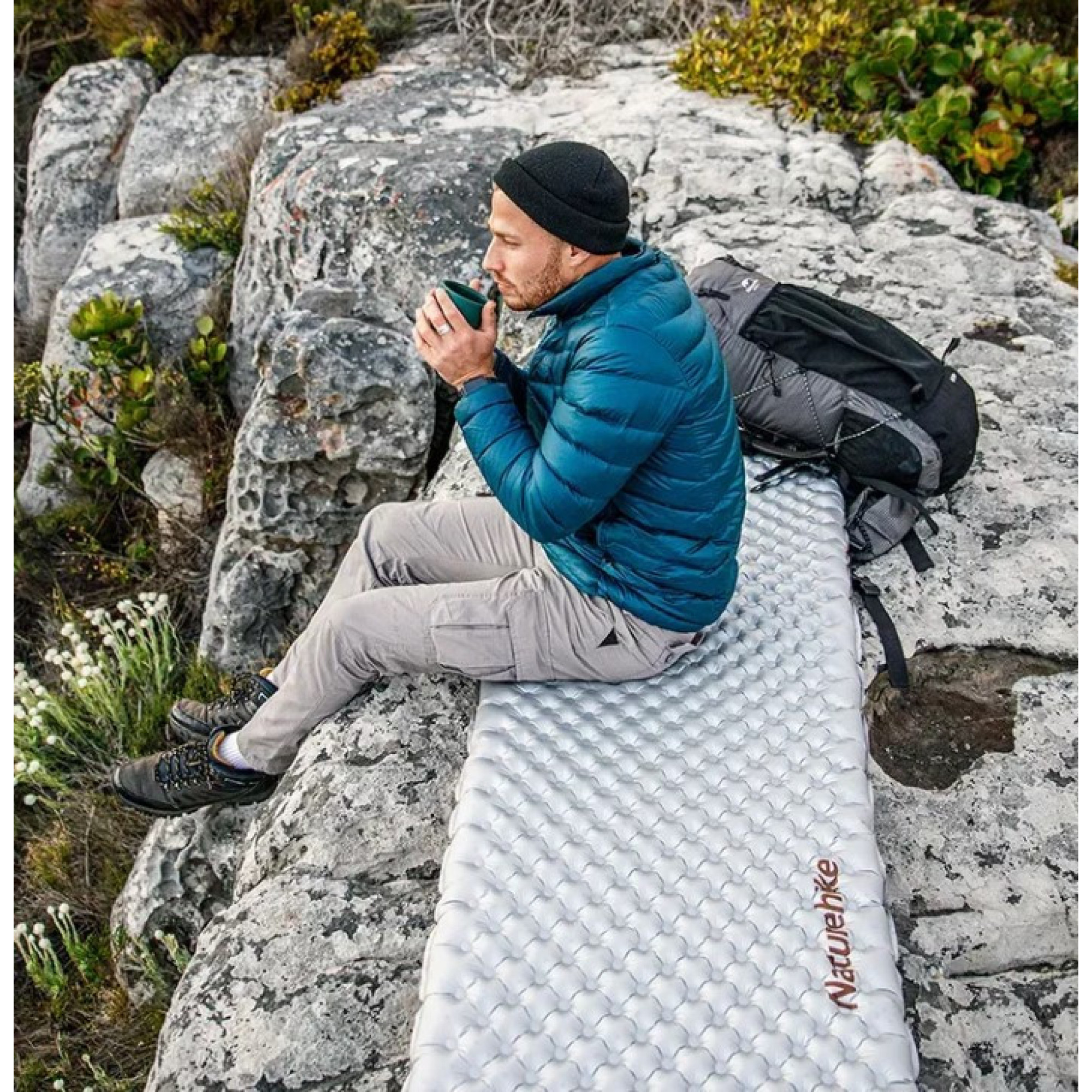 Надувной коврик Naturehike R Value: 5,8 размер: 183 х 58 х 8 см светло-серый CNH22DZ016. - 3 - Robinzon.ua