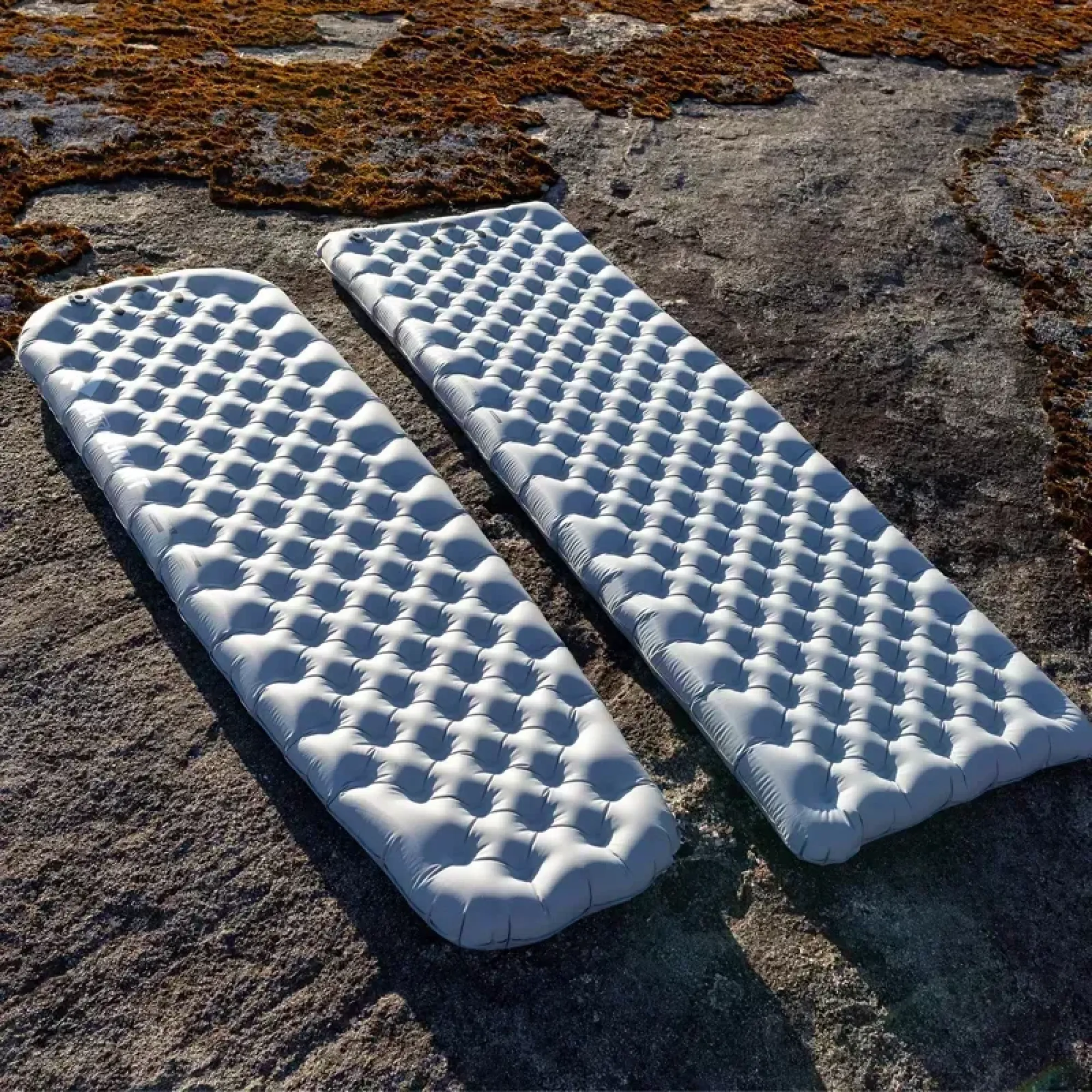 Коврик надувной Sea to Summit Ether Light XR Insulated ASC Mat, Dark Gray, Large Rectangular, 198х64х10см (STS ASL051152-321705) - 8 - Robinzon.ua