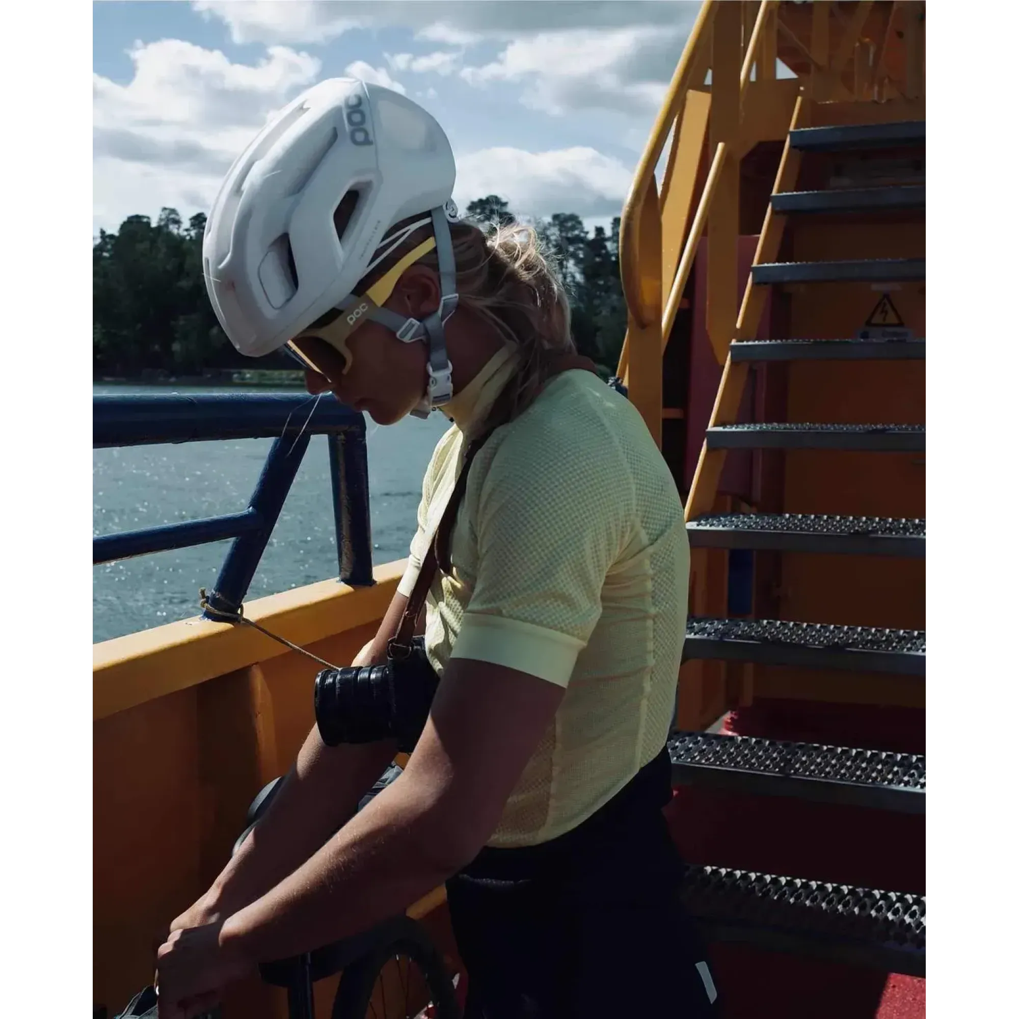 Джерсі жіноче POC W's Essential Road Logo jersey, Lt Sulfur Yellow/Sulfur Yellow, L (PC 532938312LRG1) - 7 - Robinzon.ua