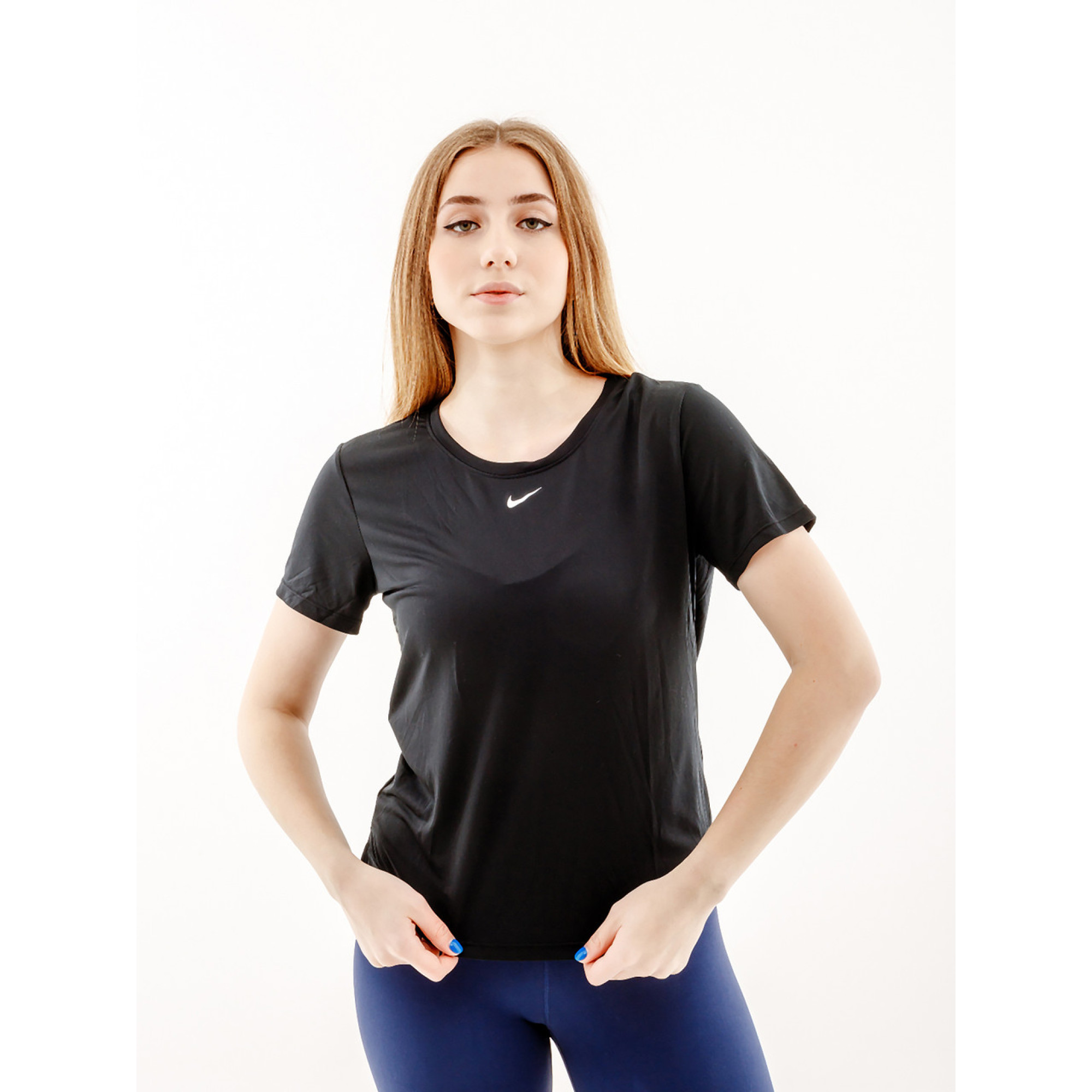 Жіноча Футболка Nike ONE TOP Чорний XS (7dDD0638-010 XS) - Robinzon.ua