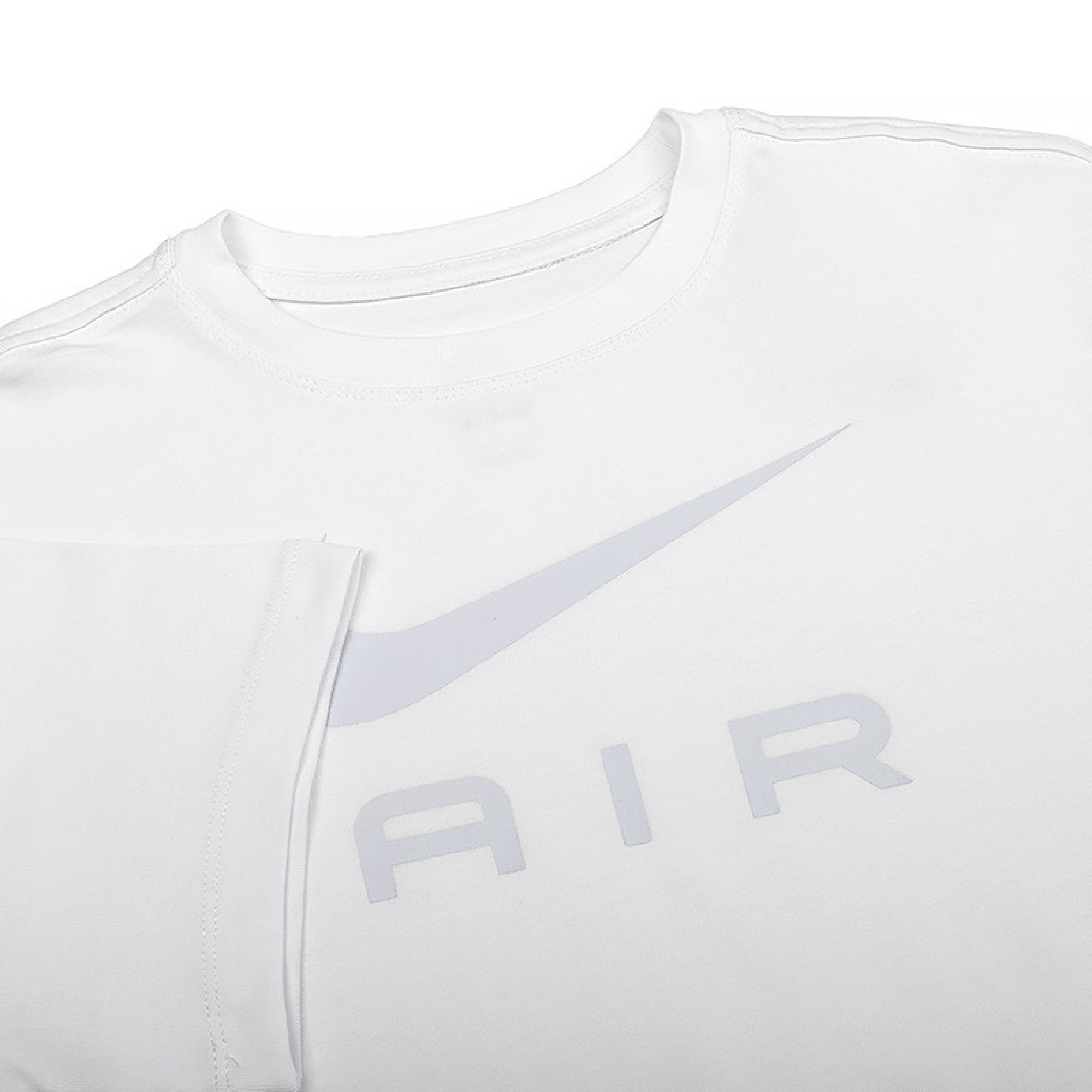 Жіноча Футболка Nike W NSW TEE AIR BF Білий XS (DX7918-121) - Robinzon.ua