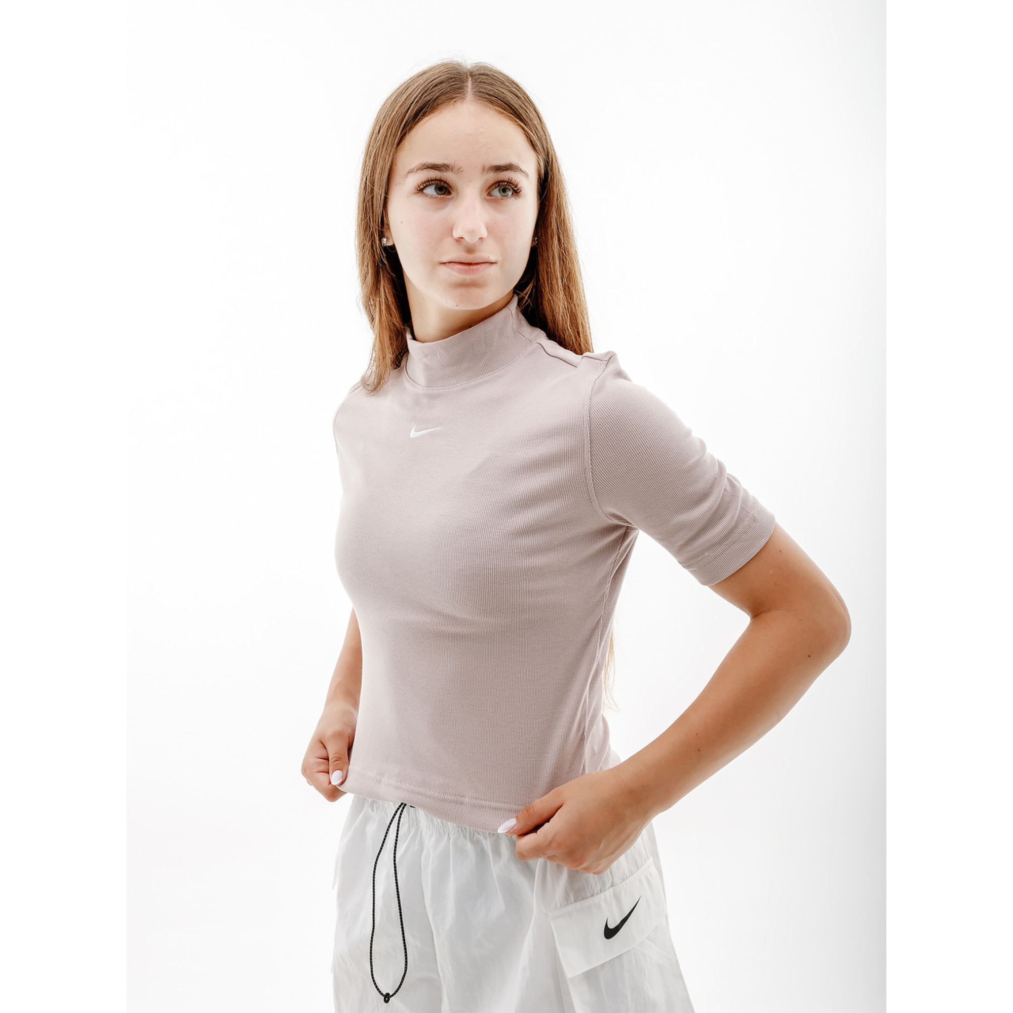 Жіноча Футболка Nike W NSW ESSNTL RIB MOCK SS TOP Бежевий  XS (7dDV7958-272 XS) - 1 - Robinzon.ua