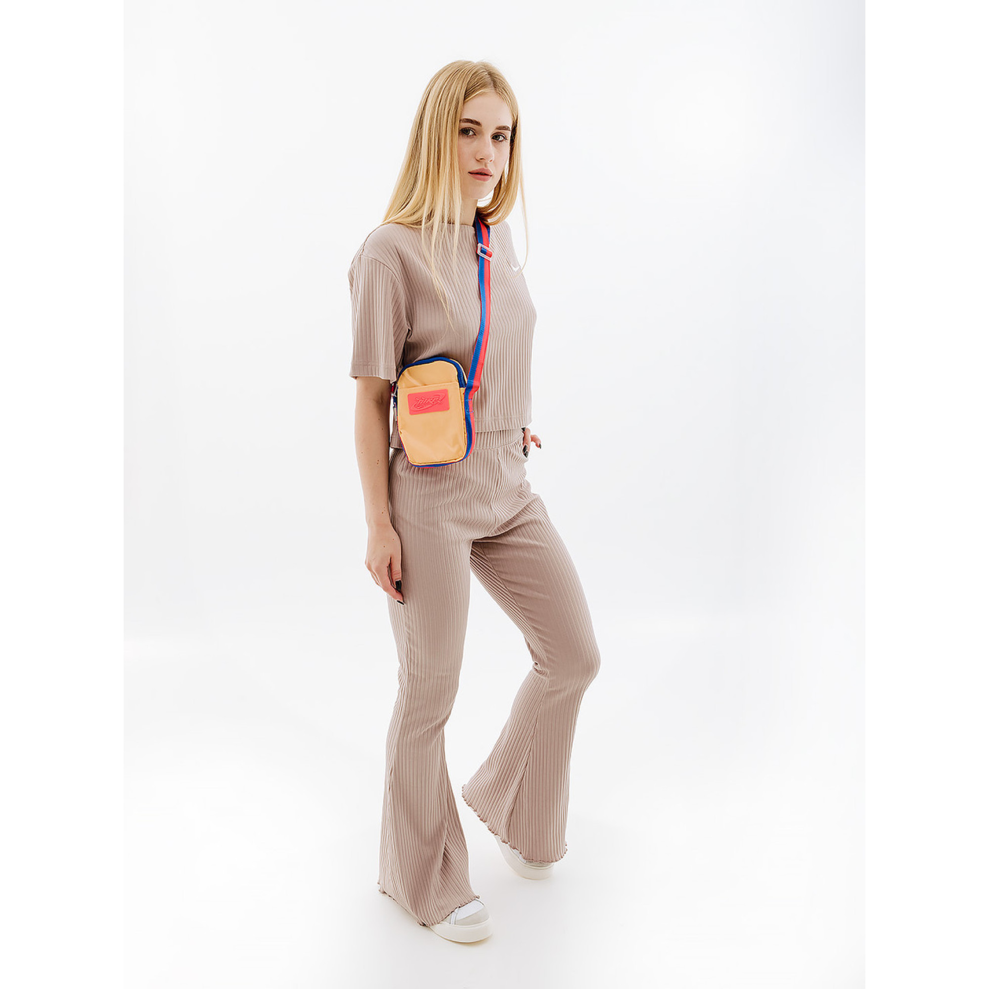 Жіноча Футболка Nike W NSW RIB JRSY SS TOP Бежевий XS (7dDV7870-272 XS) - 1 - Robinzon.ua