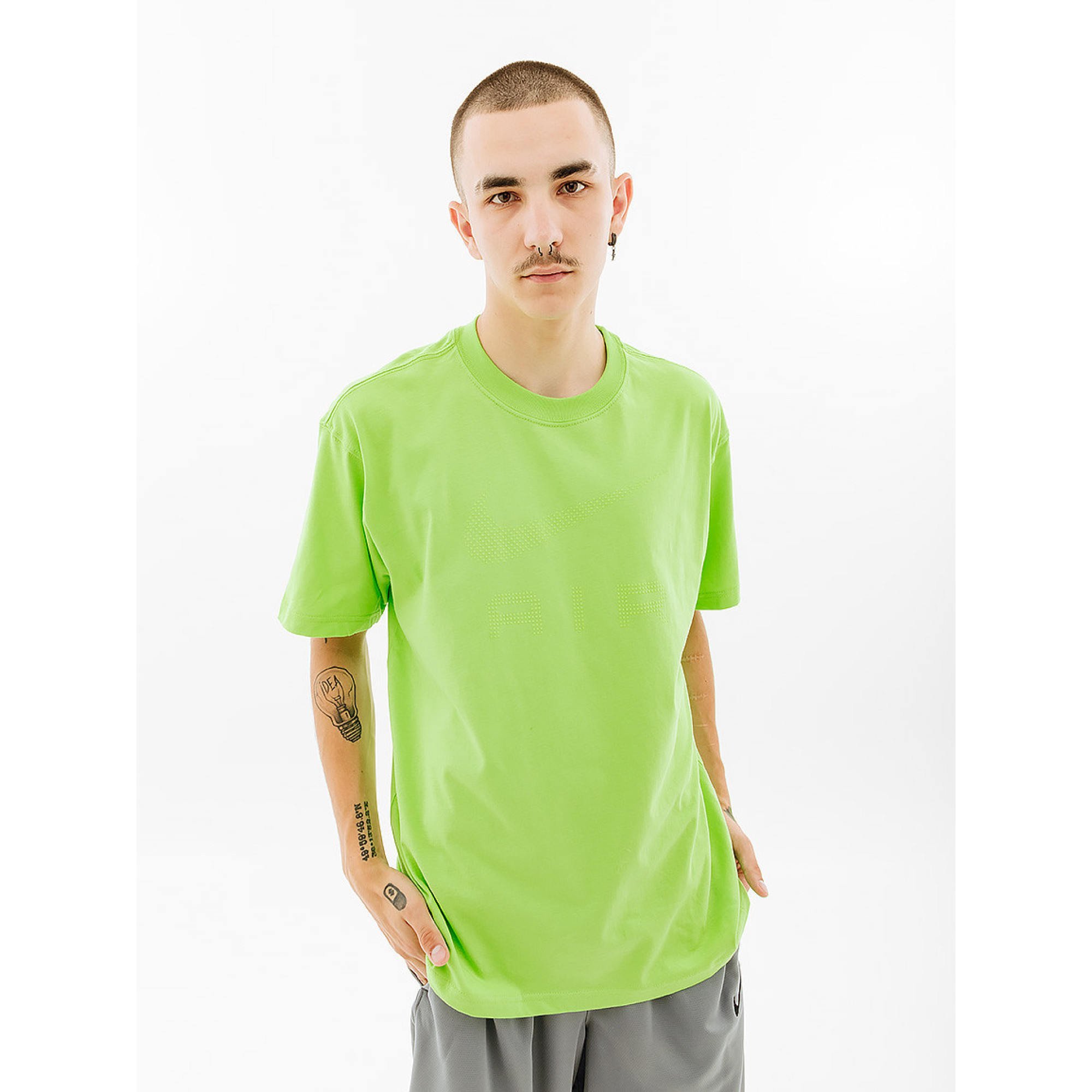 Мужская Футболка Nike M NSW TEE M90 NIKE AIR  Салатовый S (7dDZ2886-313 S) - 4 - Robinzon.ua