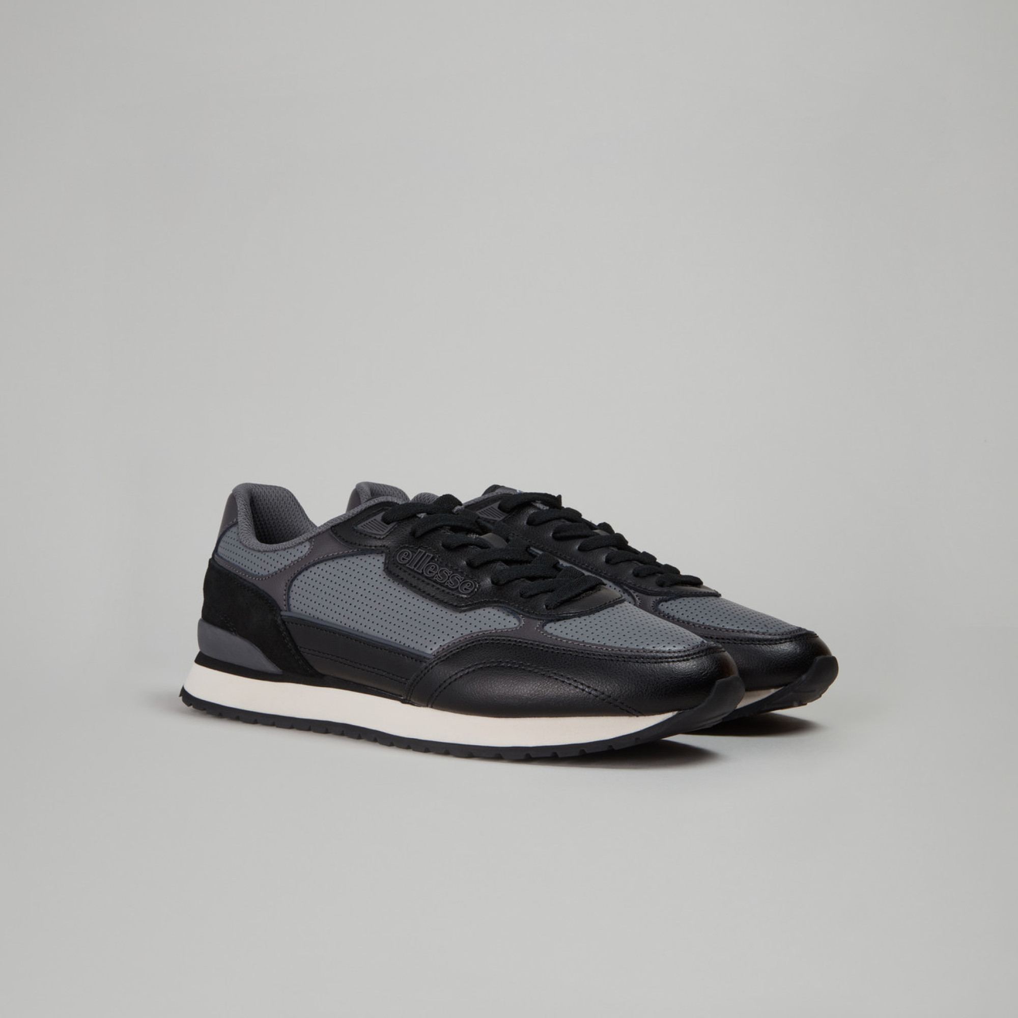 Чоловічі Кросівки Ellesse LS475 Runner Чорний 45 (7dSHTF0734-020 45) - 1 - Robinzon.ua