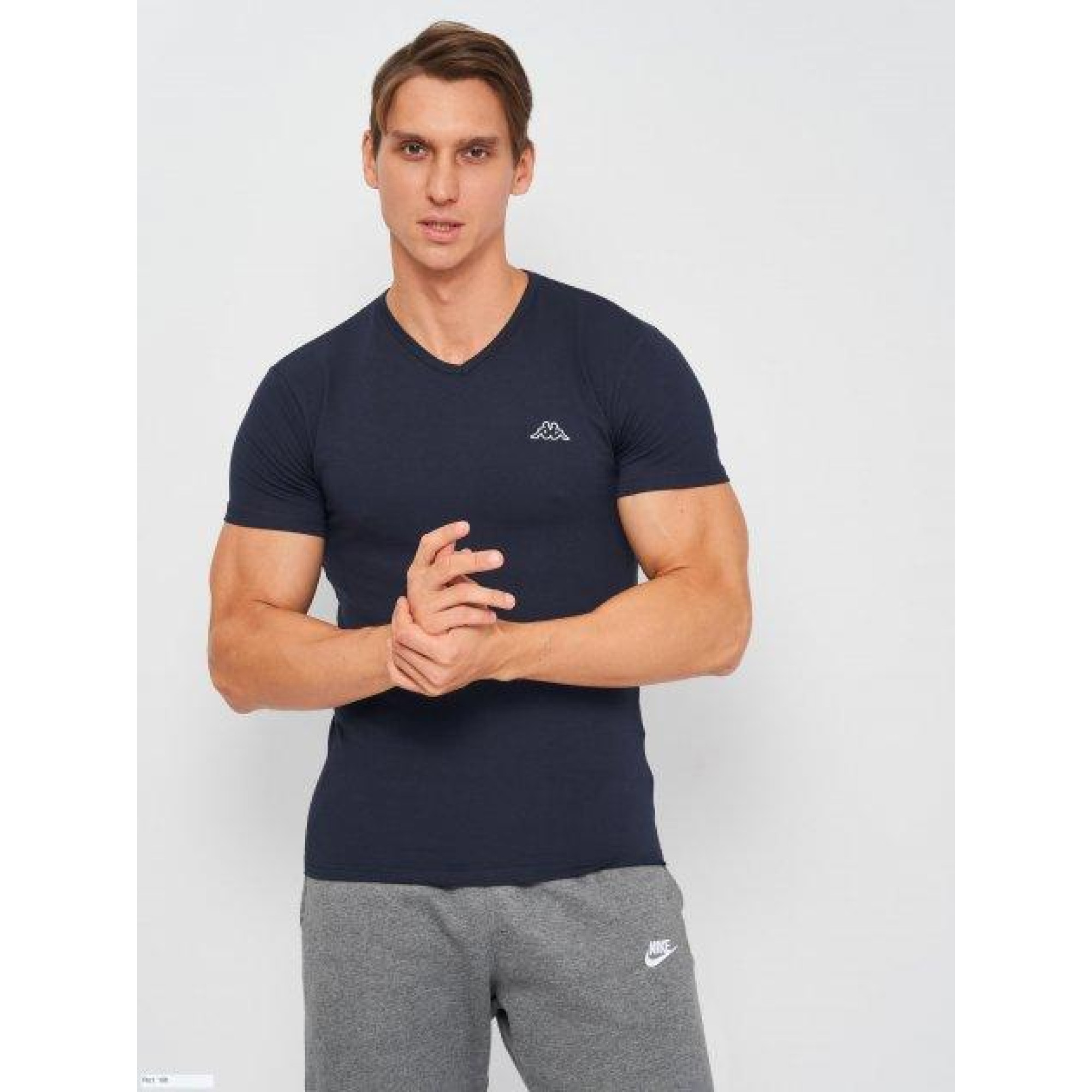 Футболка Kappa T-shirt Mezza Manica Scollo V  темно-синій Чол L K1315 BluNavy L - Robinzon.ua