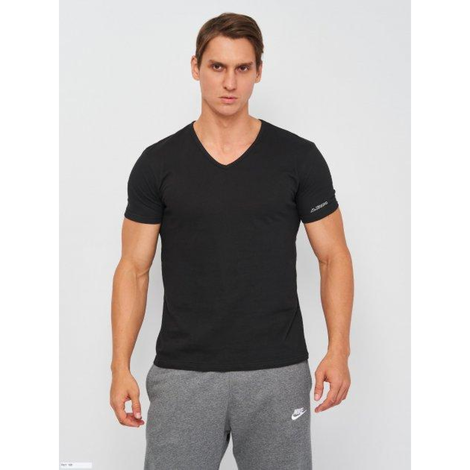 Футболка Kappa T-shirt Mezza Manica Scollo V  чорний Чол XL K1316 Nero XL - Robinzon.ua