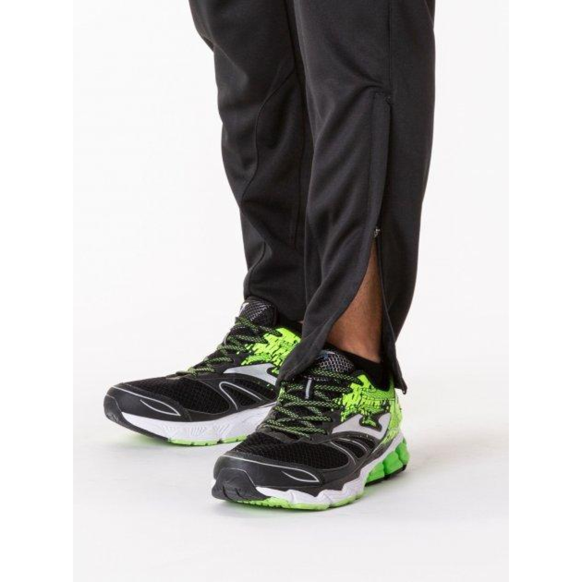 Спортивні штани Joma Gladiator Чорний S (8011.12.10) - 4 - Robinzon.ua