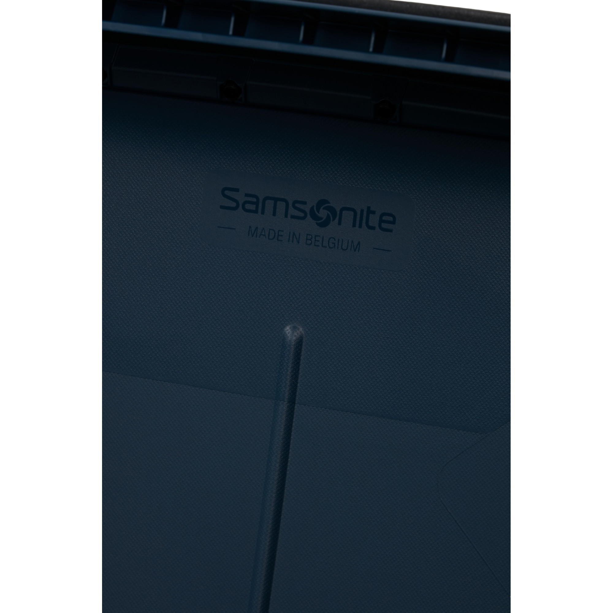 Валіза 69 см ESSENS MIDNIGHT BLUE - 2 - Robinzon.ua