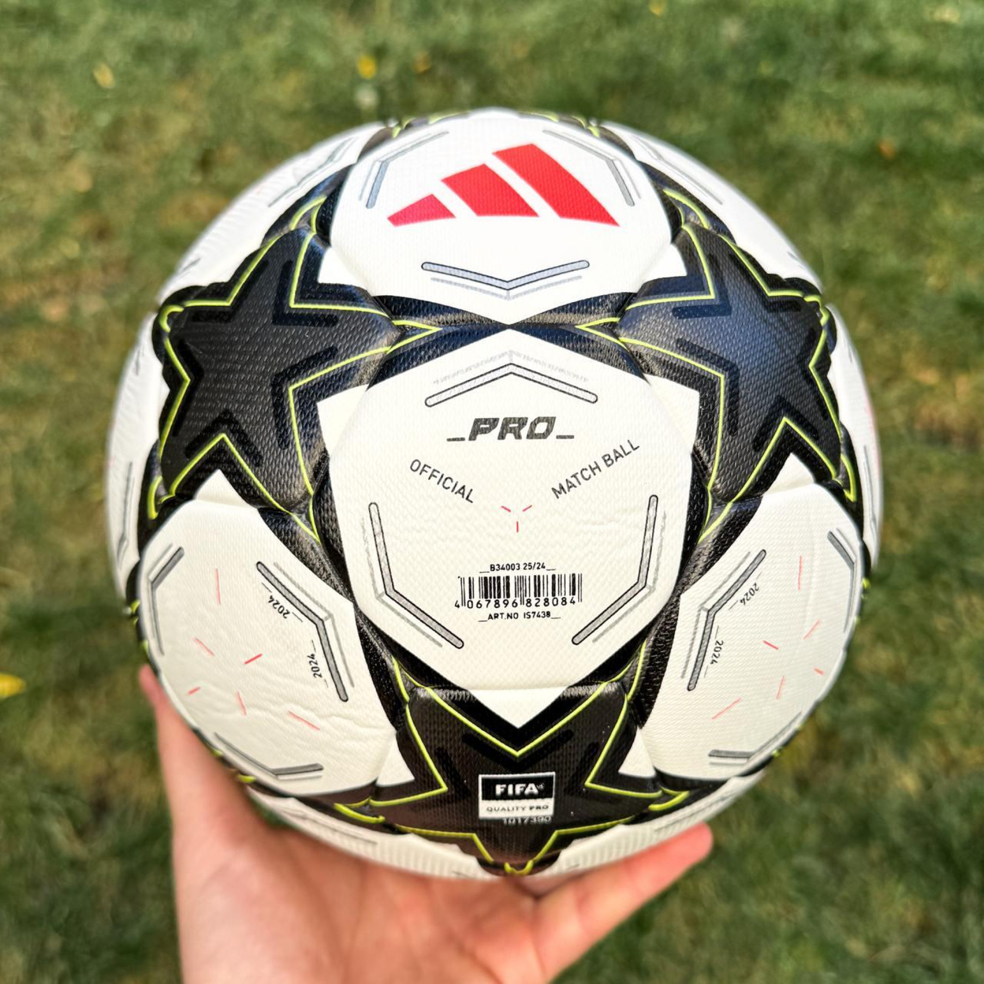 Футбольный мяч Adidas Finale  UCL League - Robinzon.ua