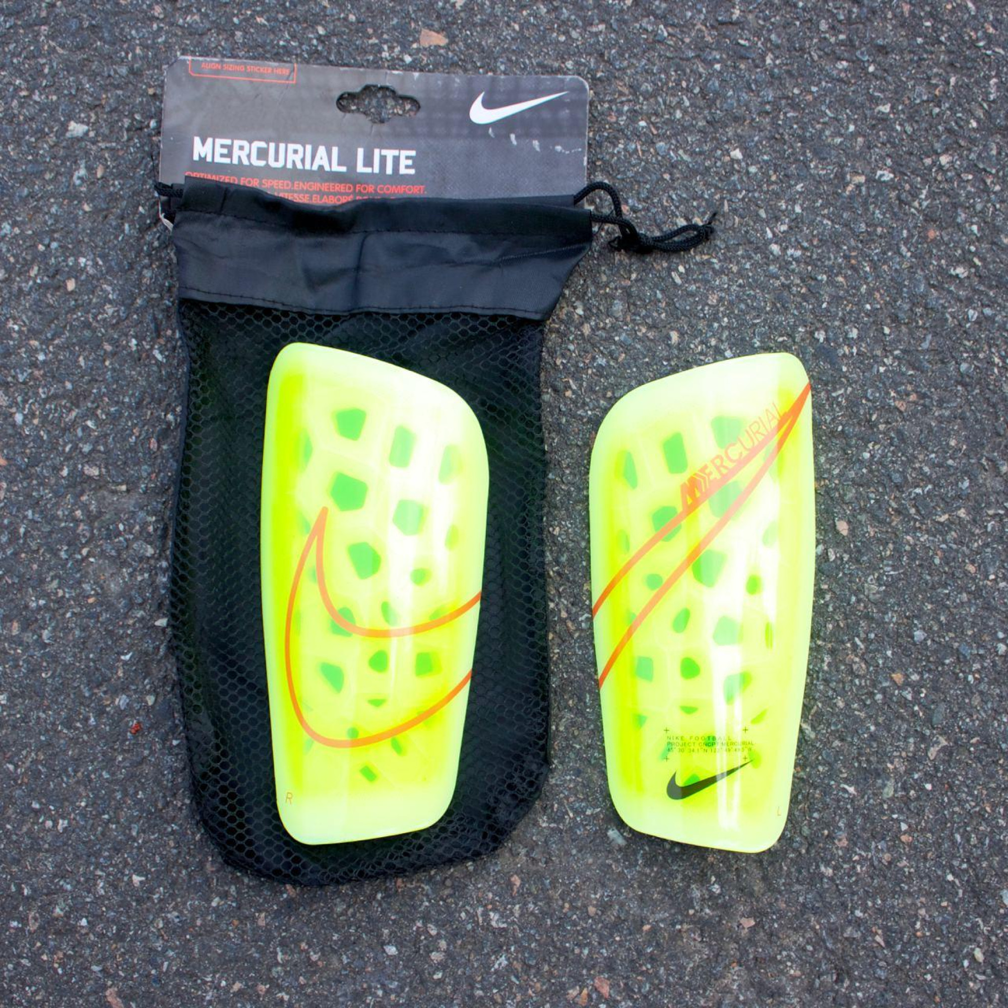 Футбольні щитки Nike Mercurial Lite - 1 - Robinzon.ua