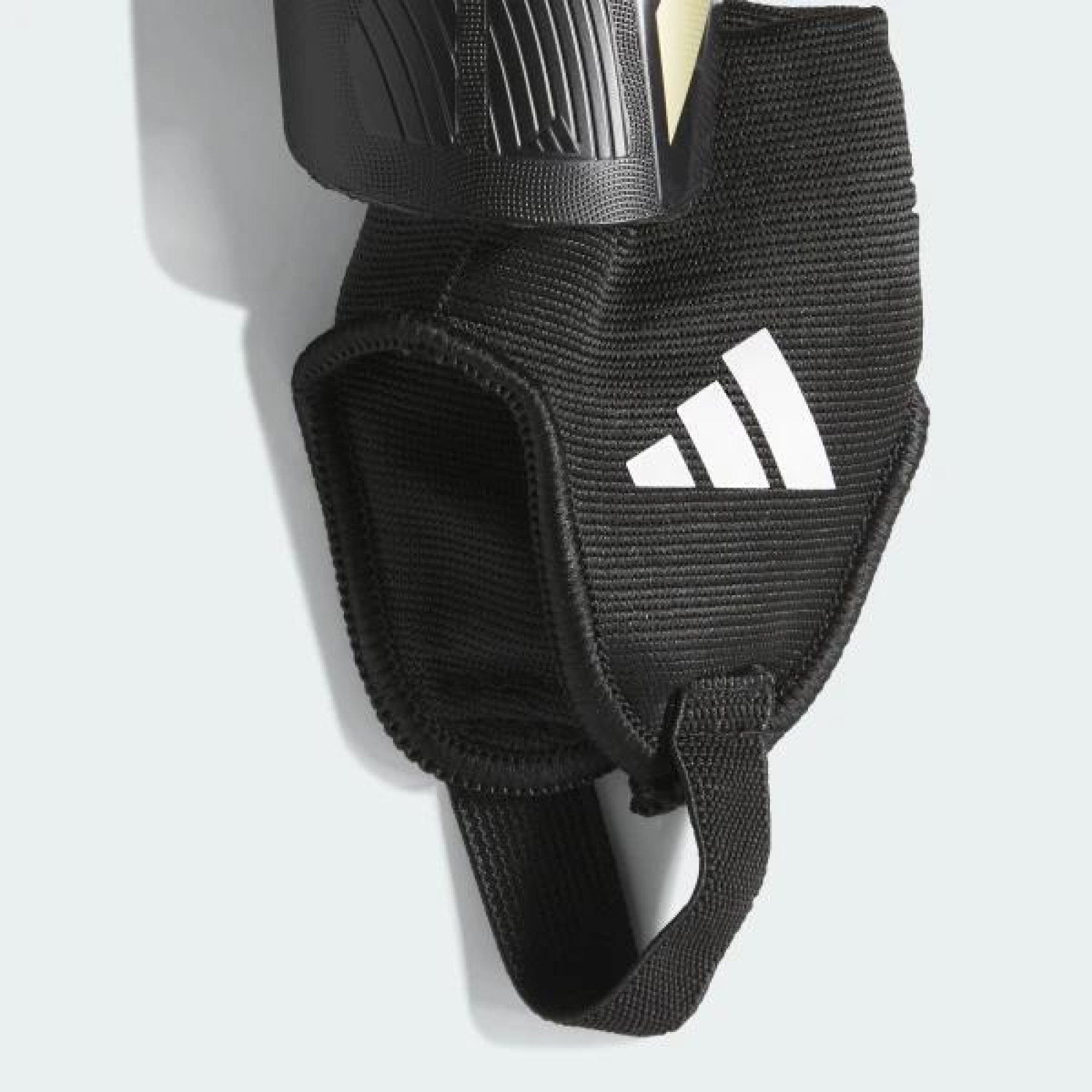 Щитки Adidas TIRO SG MTC J чорний, білий M (зріст 120-140 см) IP3996 M - 2 - Robinzon.ua