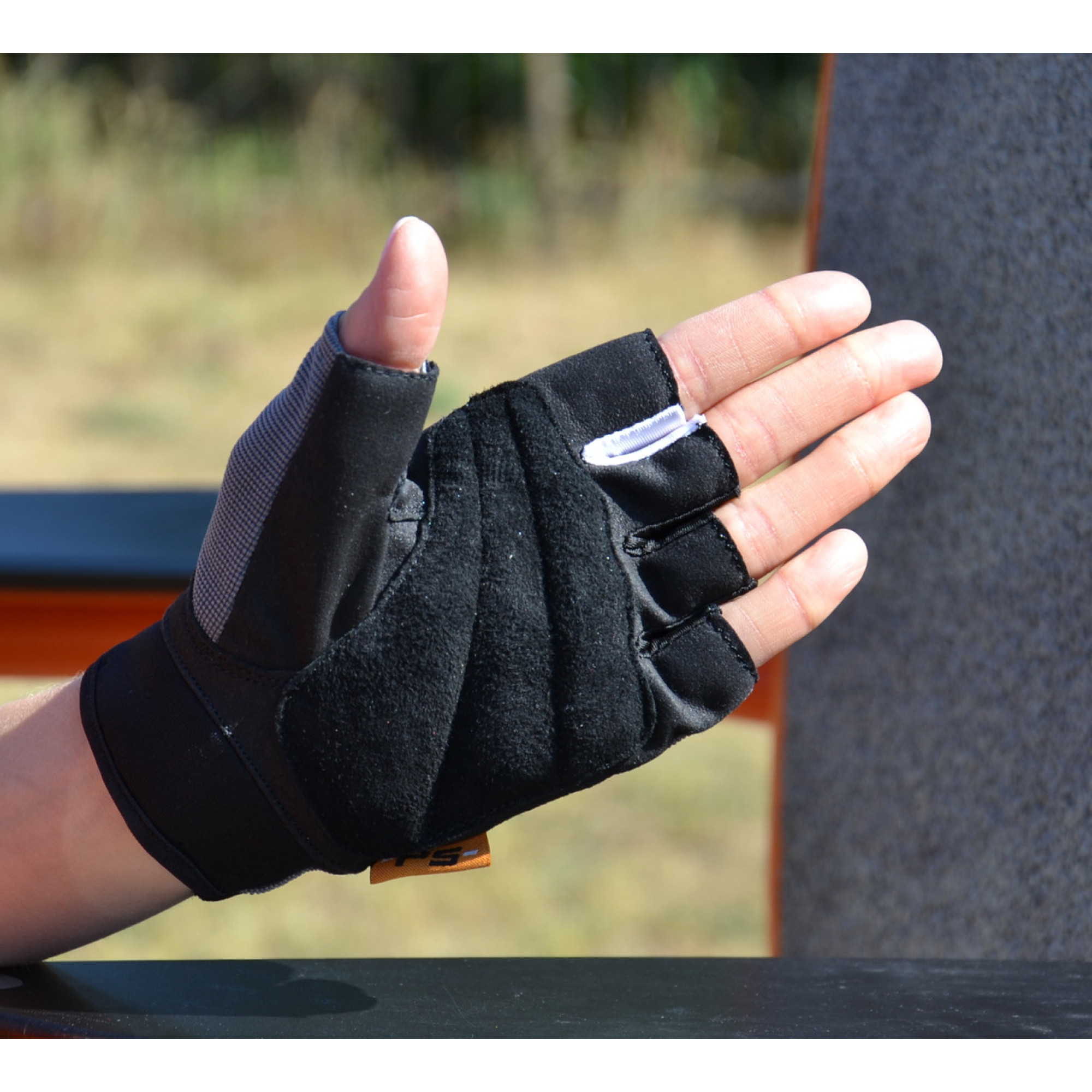 Рукавички для фітнесу і важкої атлетики Power System PS-2260 Pro Grip EVO Grey XS - 2 - Robinzon.ua