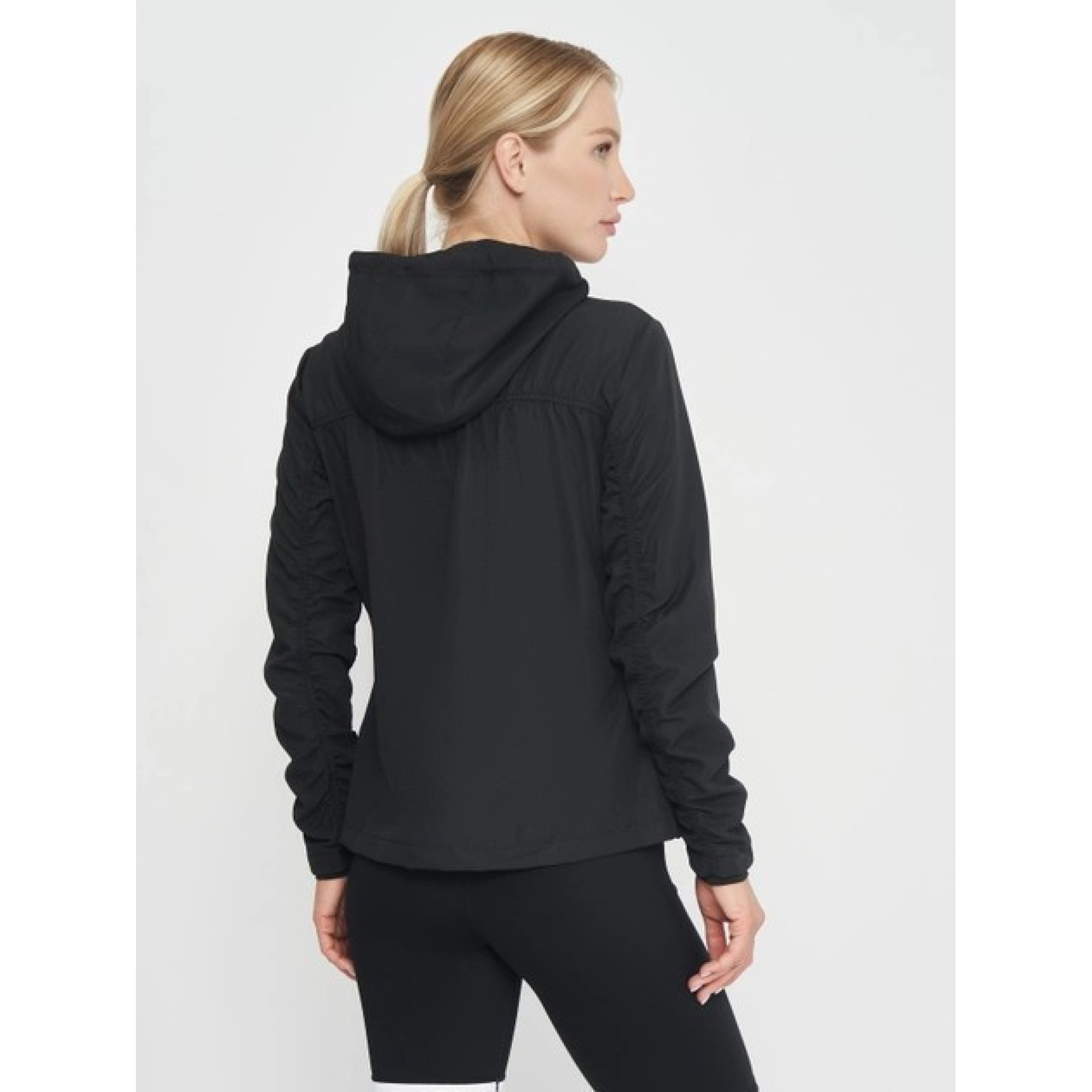 Женская ветровка Joma ZERO WINDBREAKER черный M 901618.100 M - 1 - Robinzon.ua