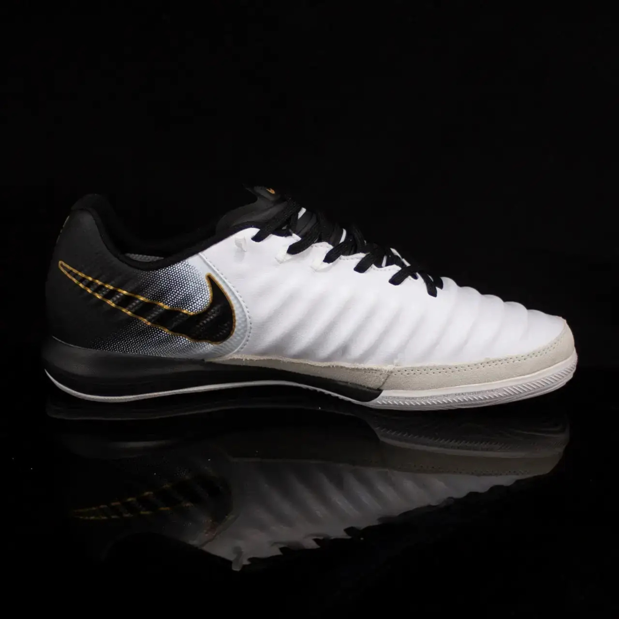Футзалки Nike Tiempo Lunar LegendX 7 Pro IC (39-45) 40 - 1 - Robinzon.ua