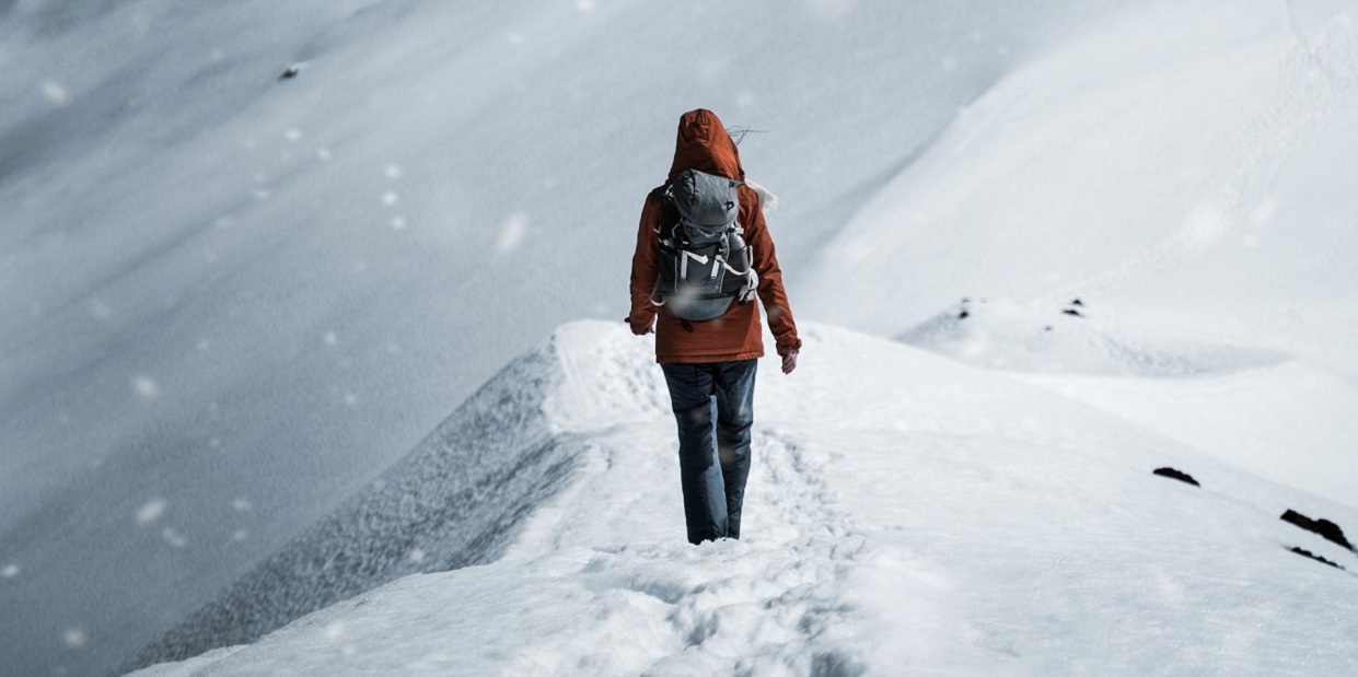 Як вибрати одяг для туризму: 5 важливих критеріїв для комфортного походу - 2 - Robinzon.ua