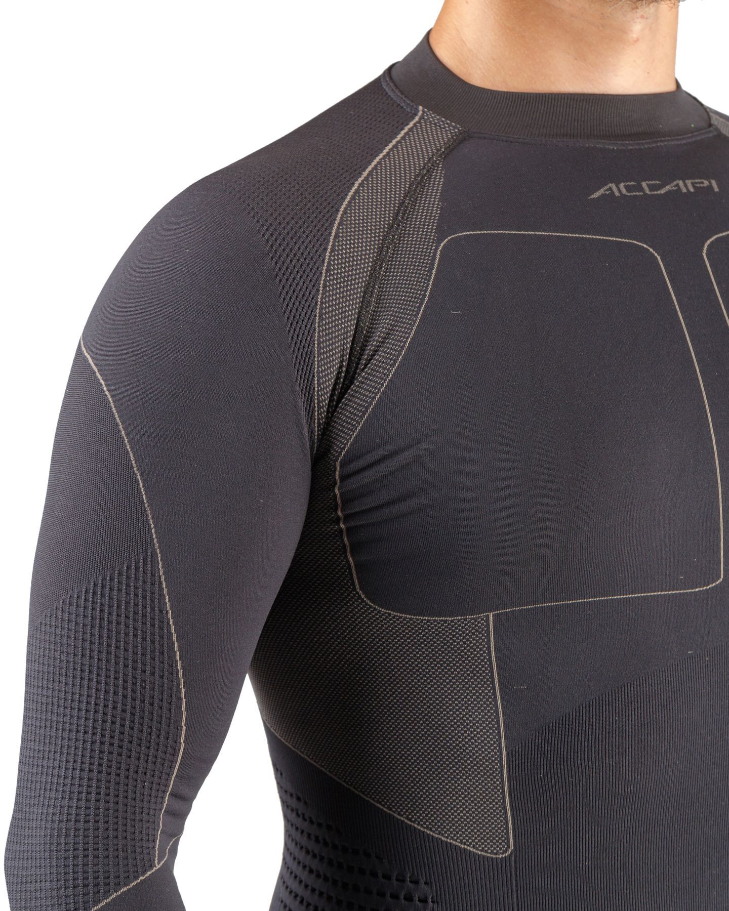 Термофутболка чоловіча Accapi Polar Bear, Black/Anthracite, р.XS/S (ACC A740.966-XSS) - 2 - Robinzon.ua