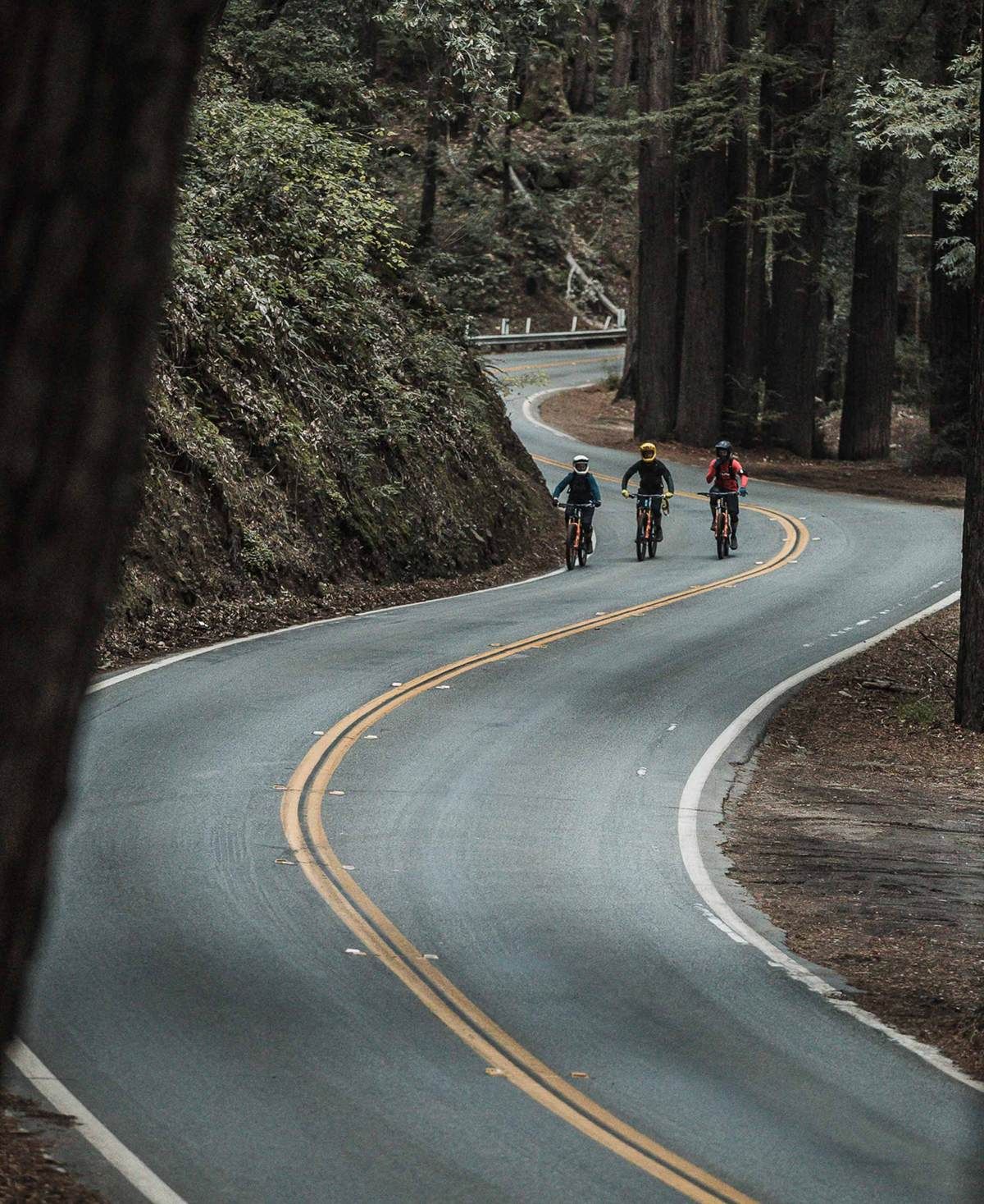 Велошолом POC Coron Air Spin, Uranium Black, XL/XXL (PC 106631002XLX1) - 7 - Robinzon.ua