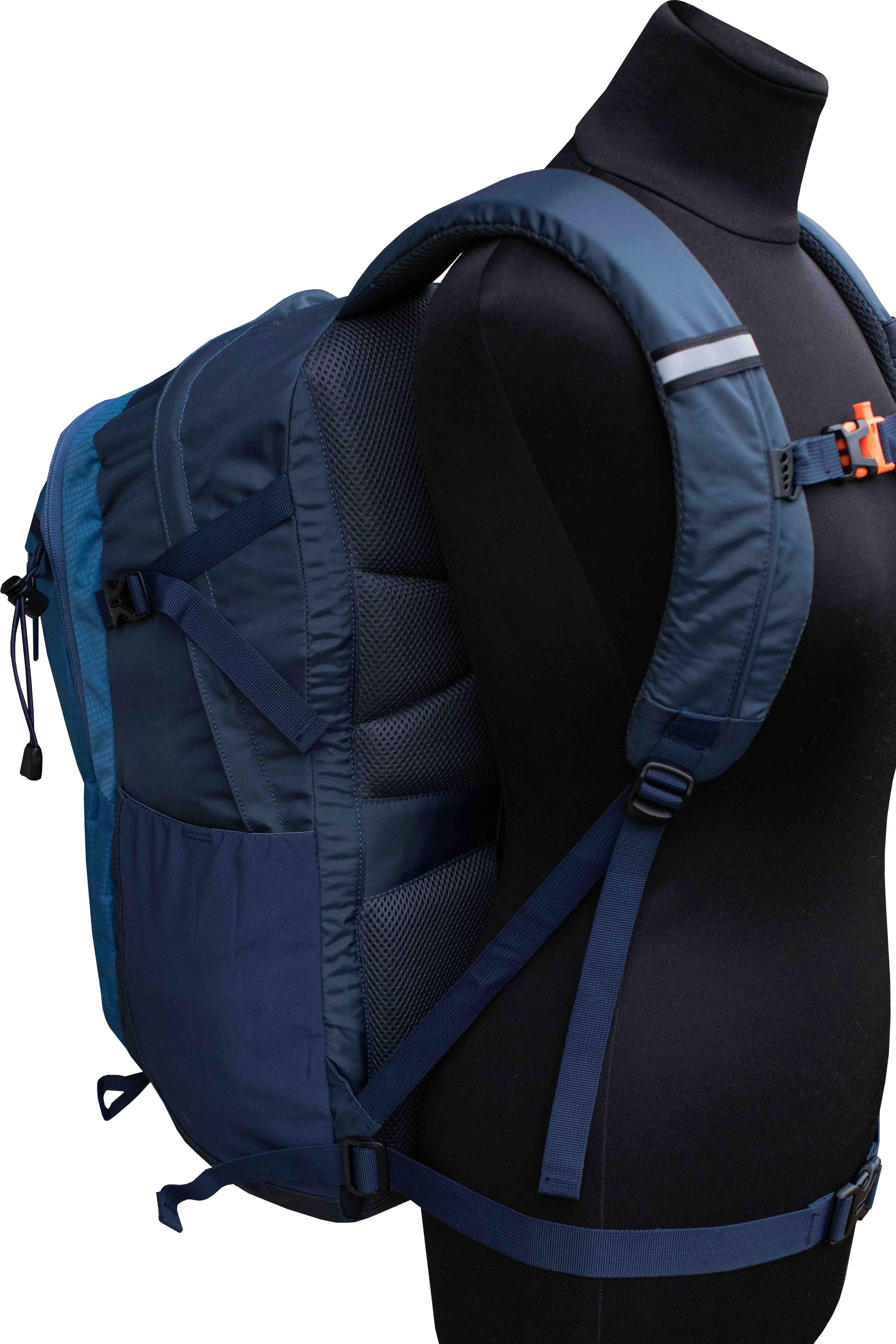 Туристичний рюкзак Tramp Ivar 30 синій/тем.синій UTRP-051-blue - 8 - Robinzon.ua