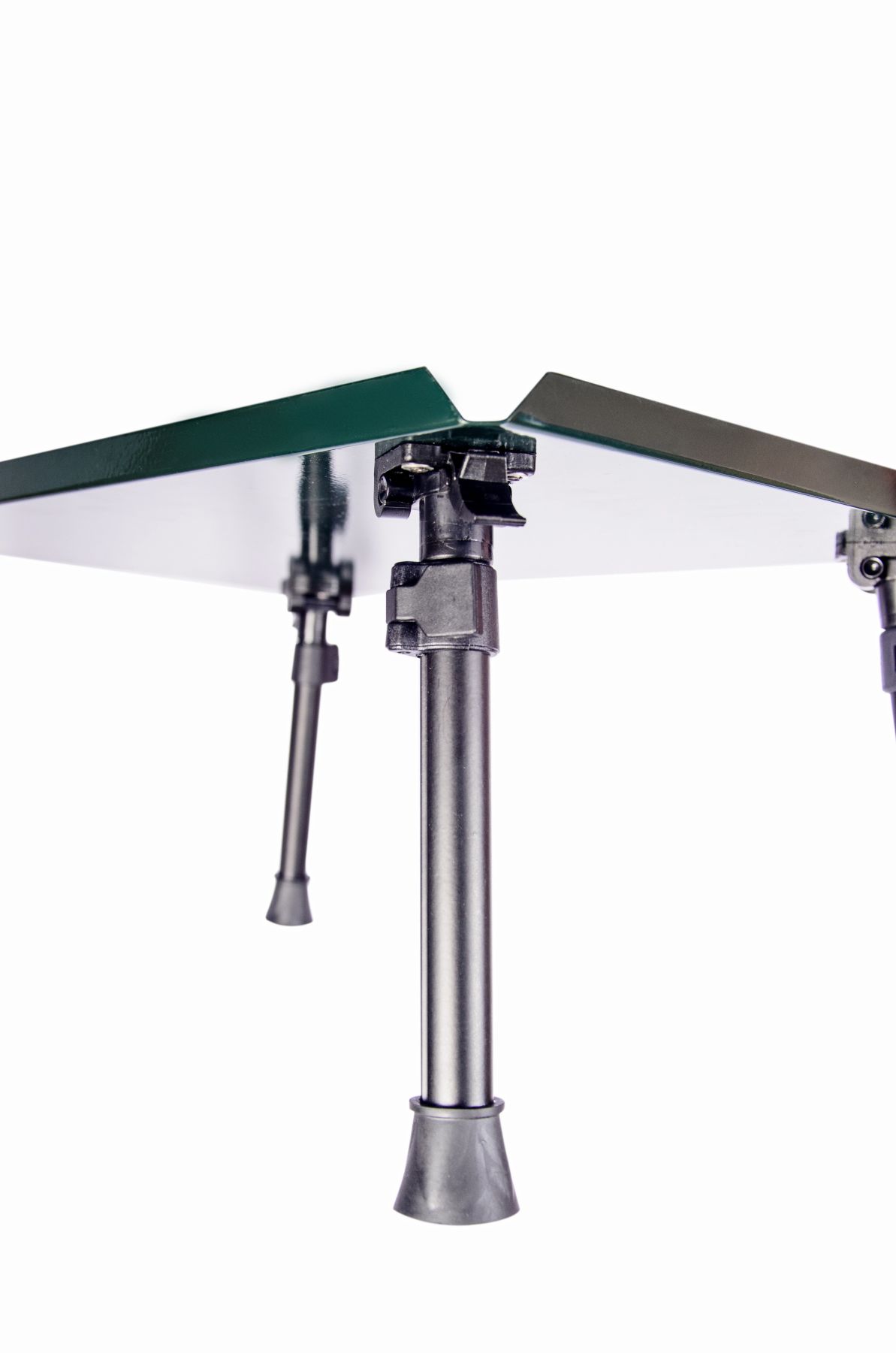 Стіл монтажний для рибалок Tramp TRF-056 (алюміній) - 2 - Robinzon.ua