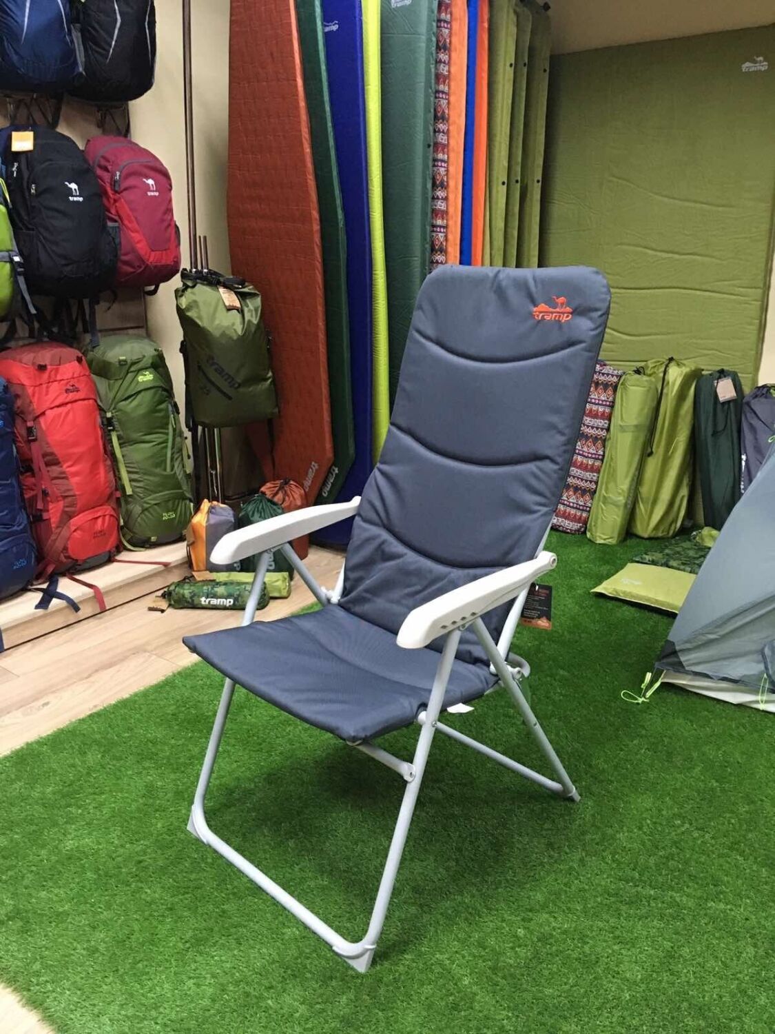 Крісло c регульованим нахилом спинки Tramp TRF-066 - 4 - Robinzon.ua