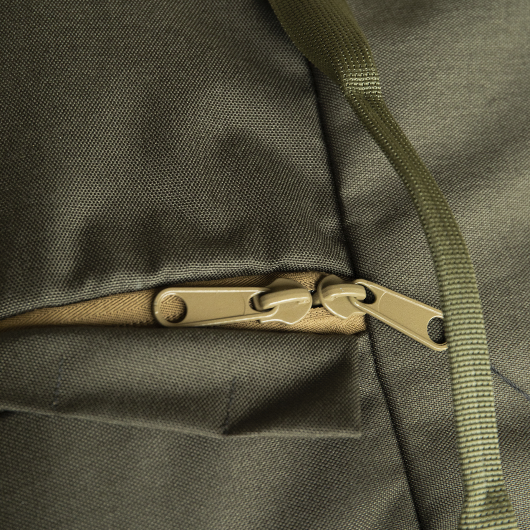 Баул Tramp Transporter 108 л, оливковий UTRP-052-olive - 7 - Robinzon.ua