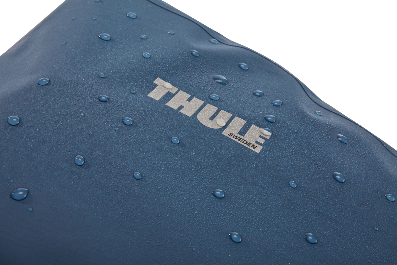 Велосипедні сумки Thule Shield Pannier 13L (Blue) (TH 3204206) - 4 - Robinzon.ua